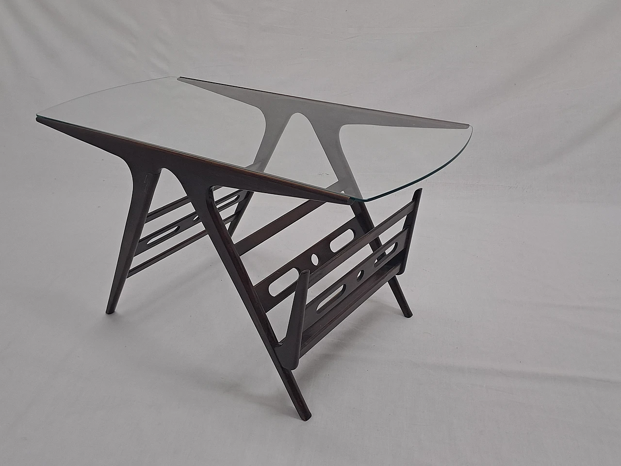 Wood and glass coffee table with magazine rack by Ico Parisi, 1950s 6