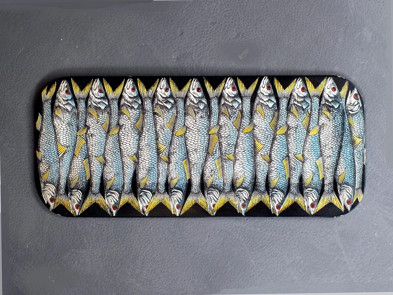Lacquered tray with fish by Piero Fornasetti, 1950s 5