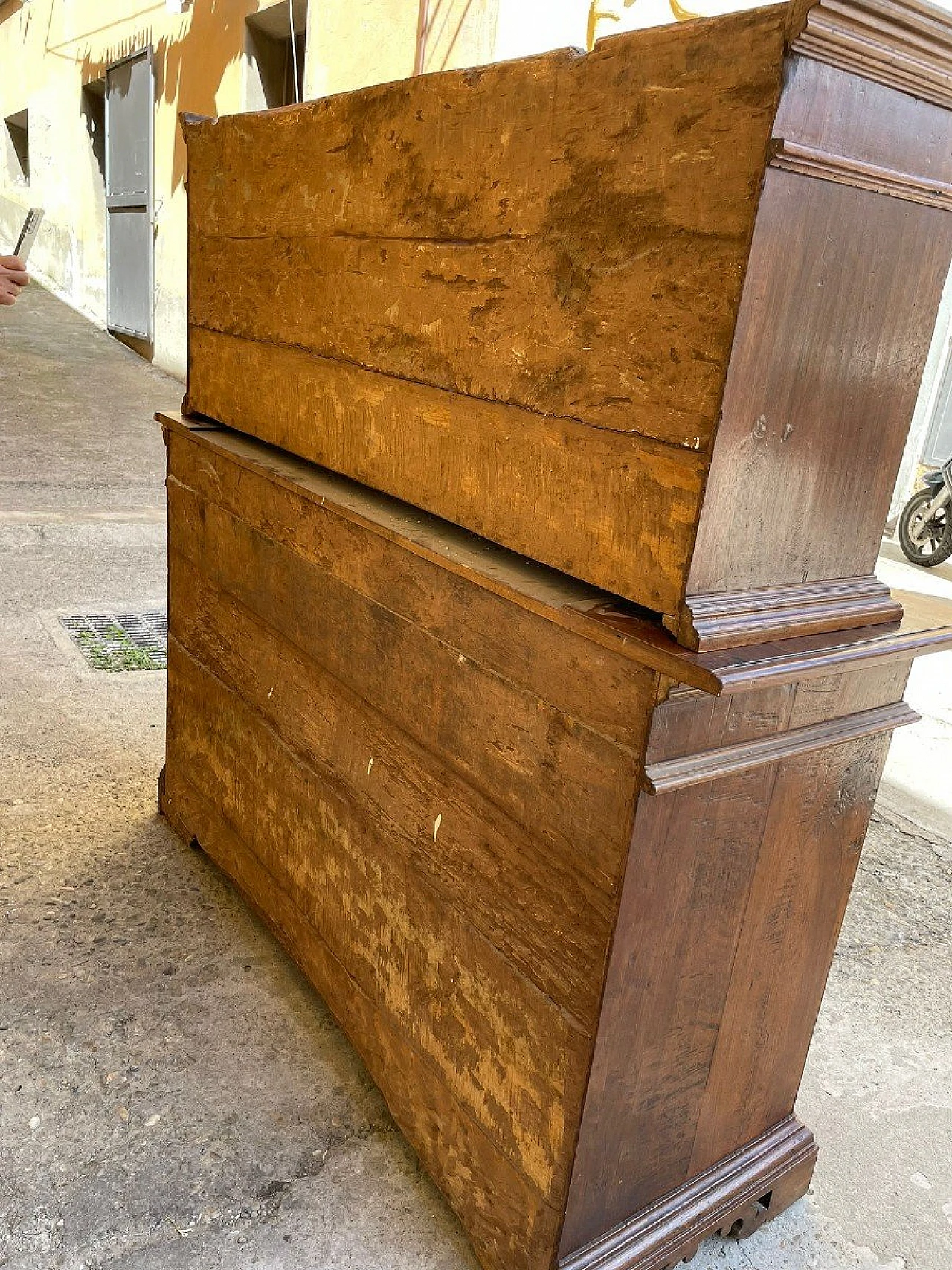 Solid walnut sacristy sideboard, 19th century 4