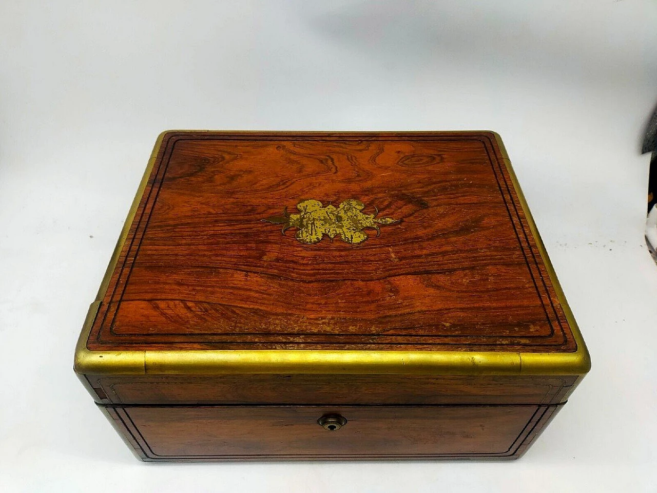 Rosewood and brass sewing box, 19th century 3