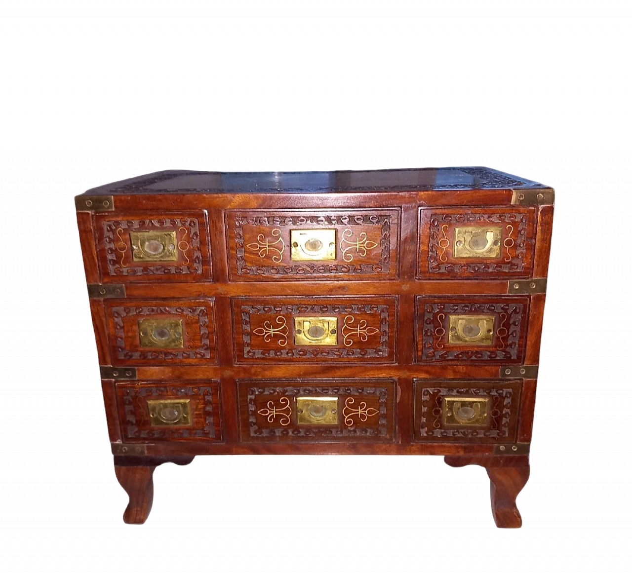 Anglo-Indian wooden chest of drawers, 19th century 23