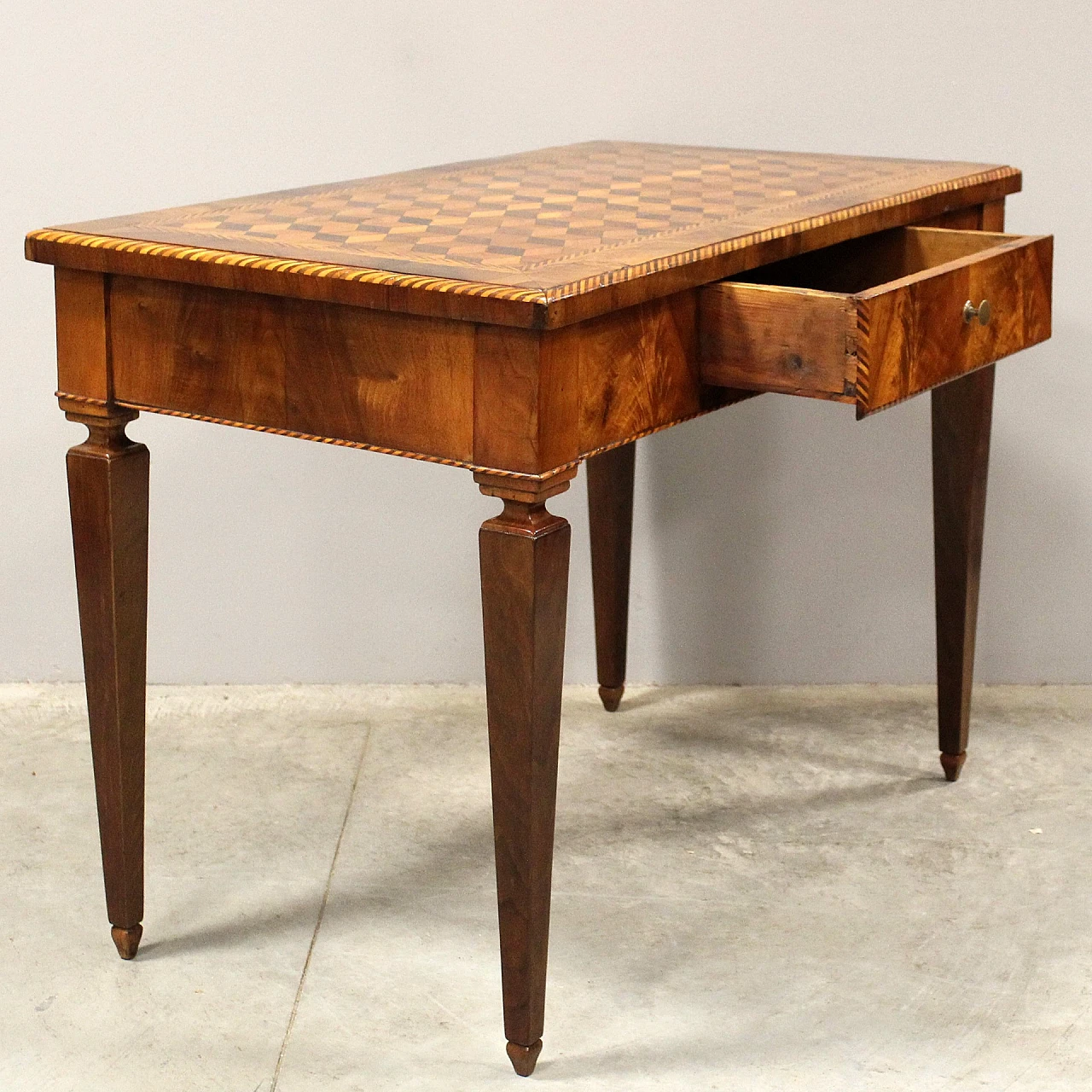 Lombard Louis XVI solid walnut writing desk with inlays, 18th century 8