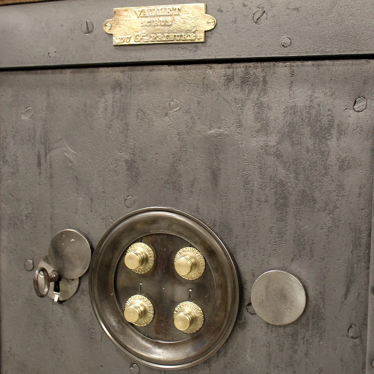 Iron and wood safe, late 19th century 9