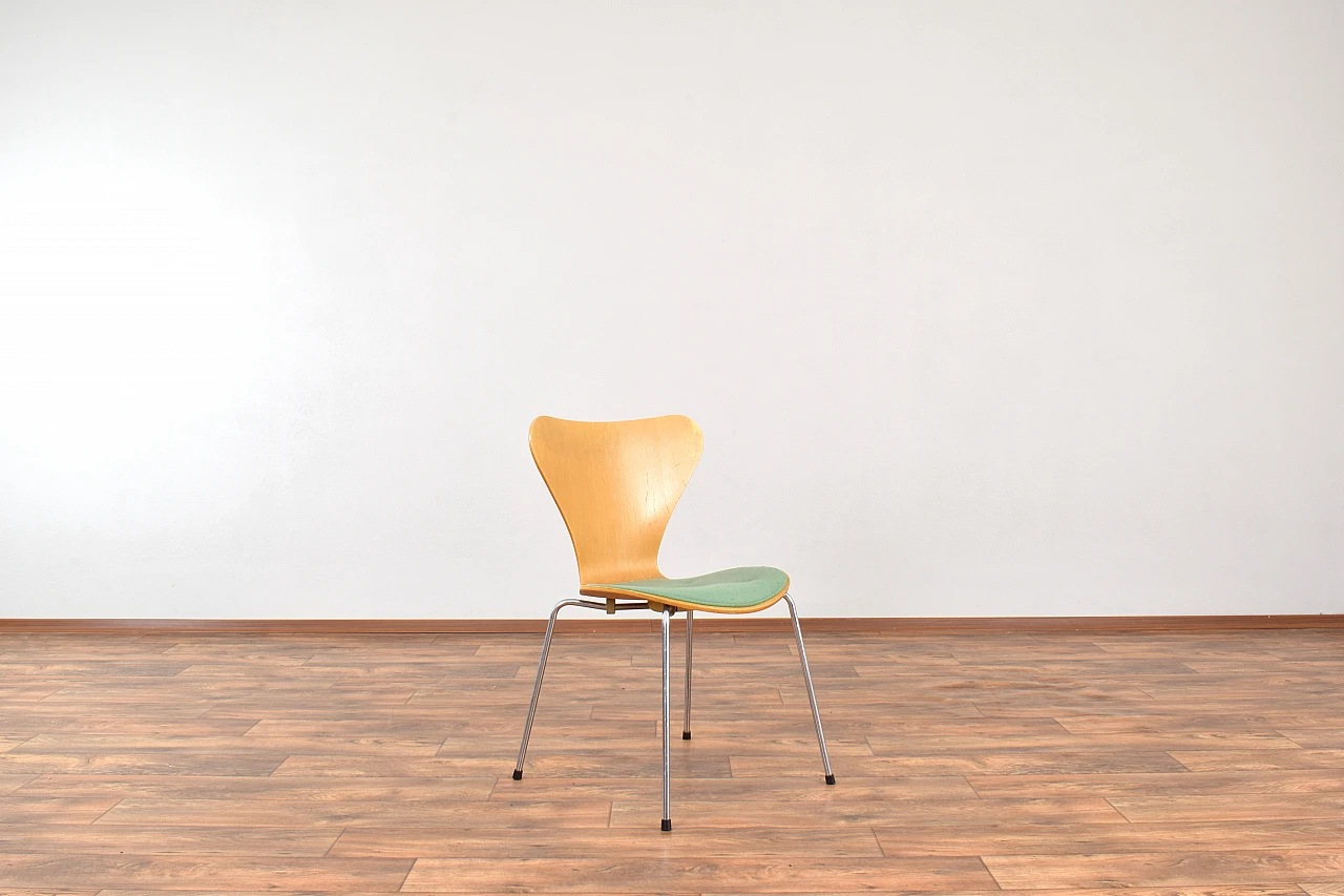 6 Chairs 3107 by Arne Jacobsen for Fritz Hansen, 1987 2