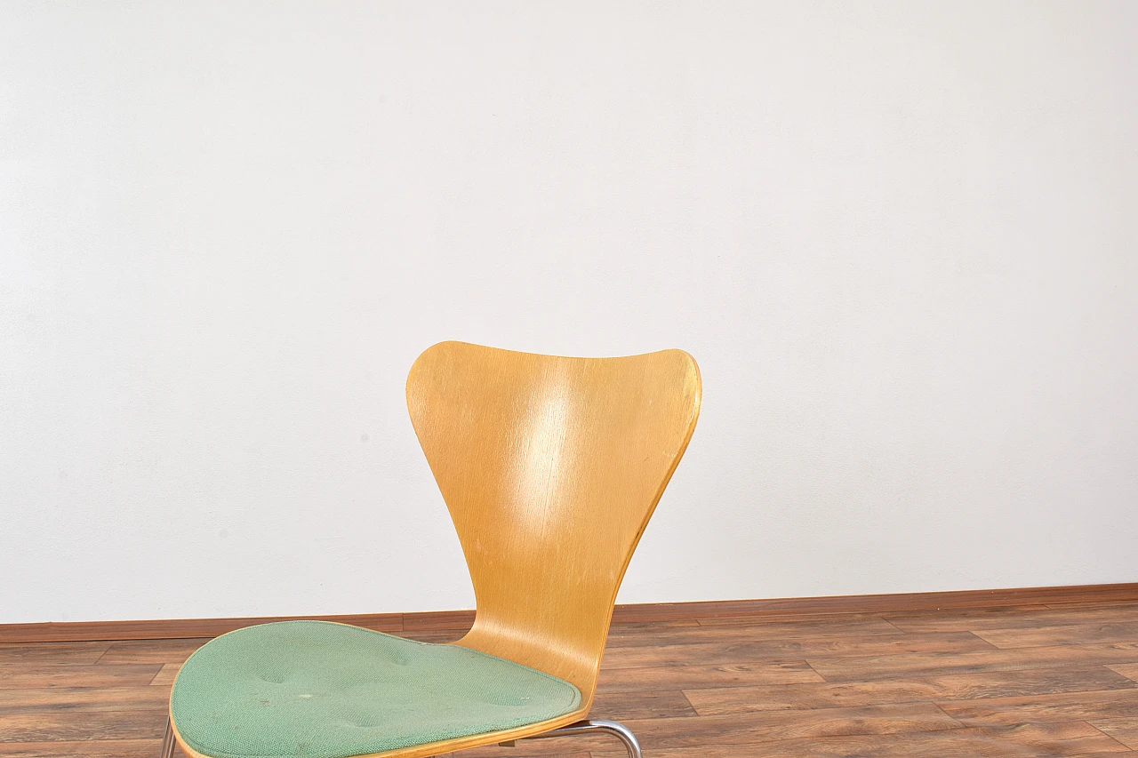 6 Chairs 3107 by Arne Jacobsen for Fritz Hansen, 1987 8