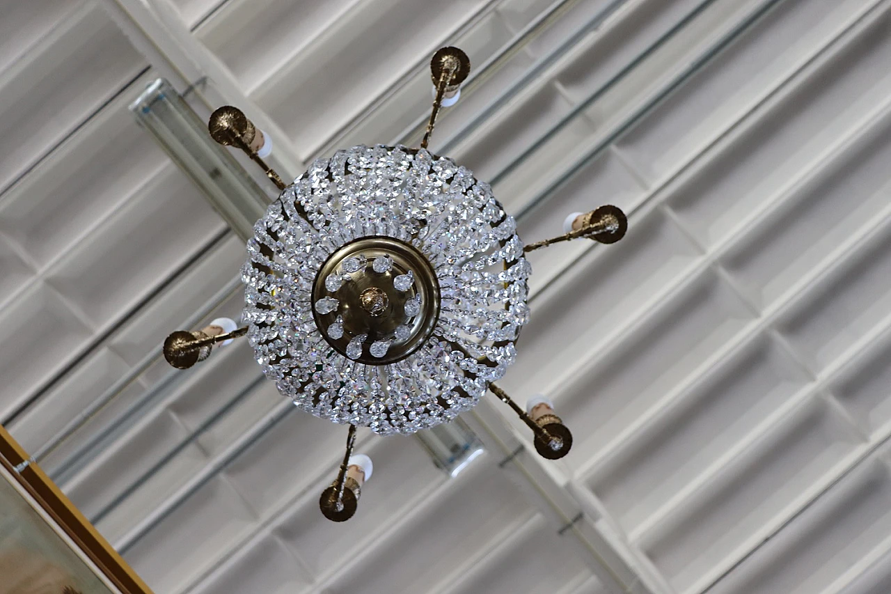 Empire style gilded bronze and crystal chandelier, late 19th century 9