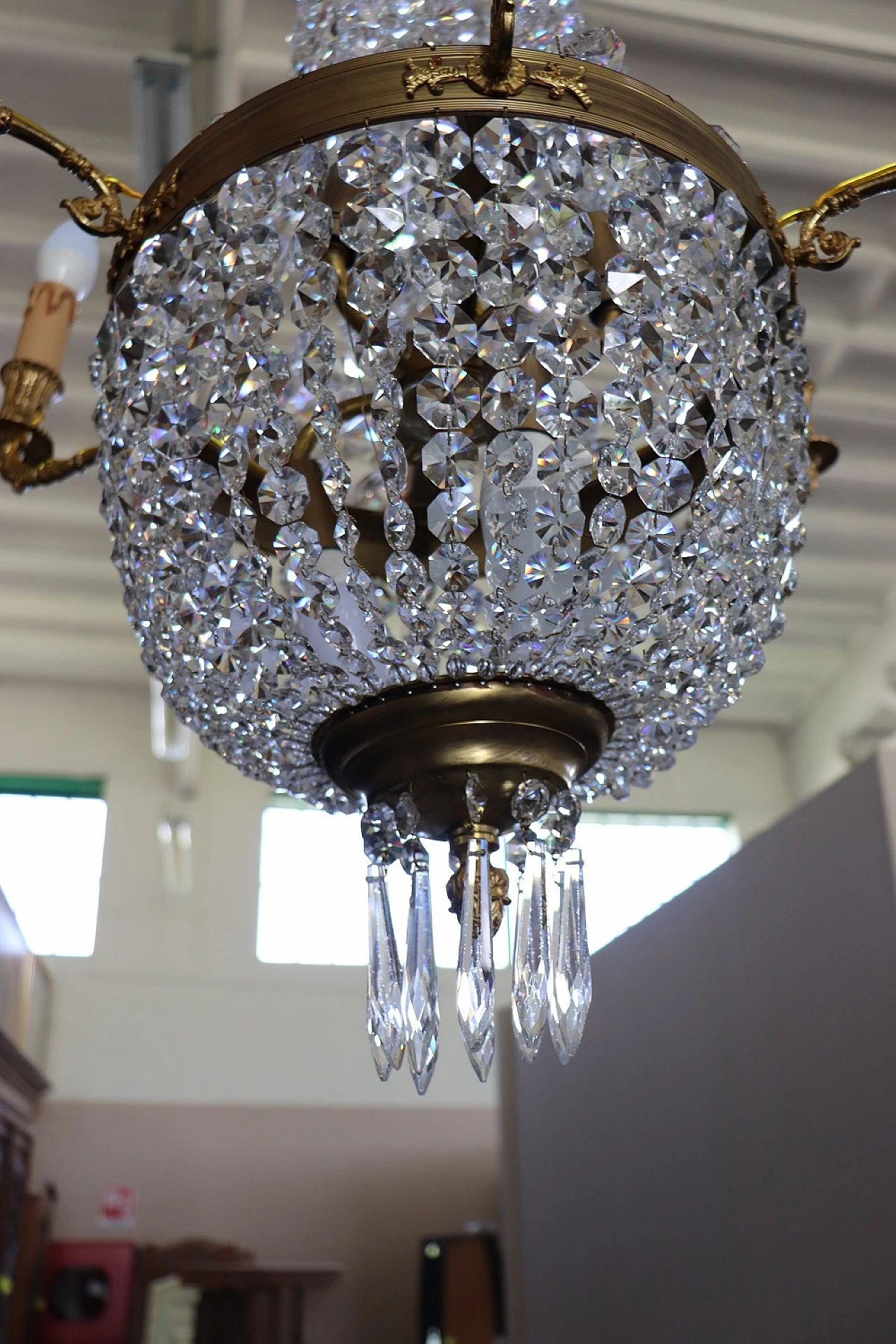 Empire style gilded bronze and crystal chandelier, late 19th century 10