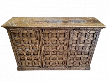 Credenza in palissandro rivestita in foglia di ottone intarsiato