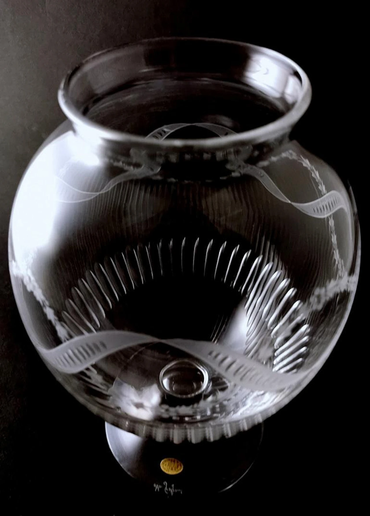 Crystal vase with engravings in neoclassical style, 1990s 12