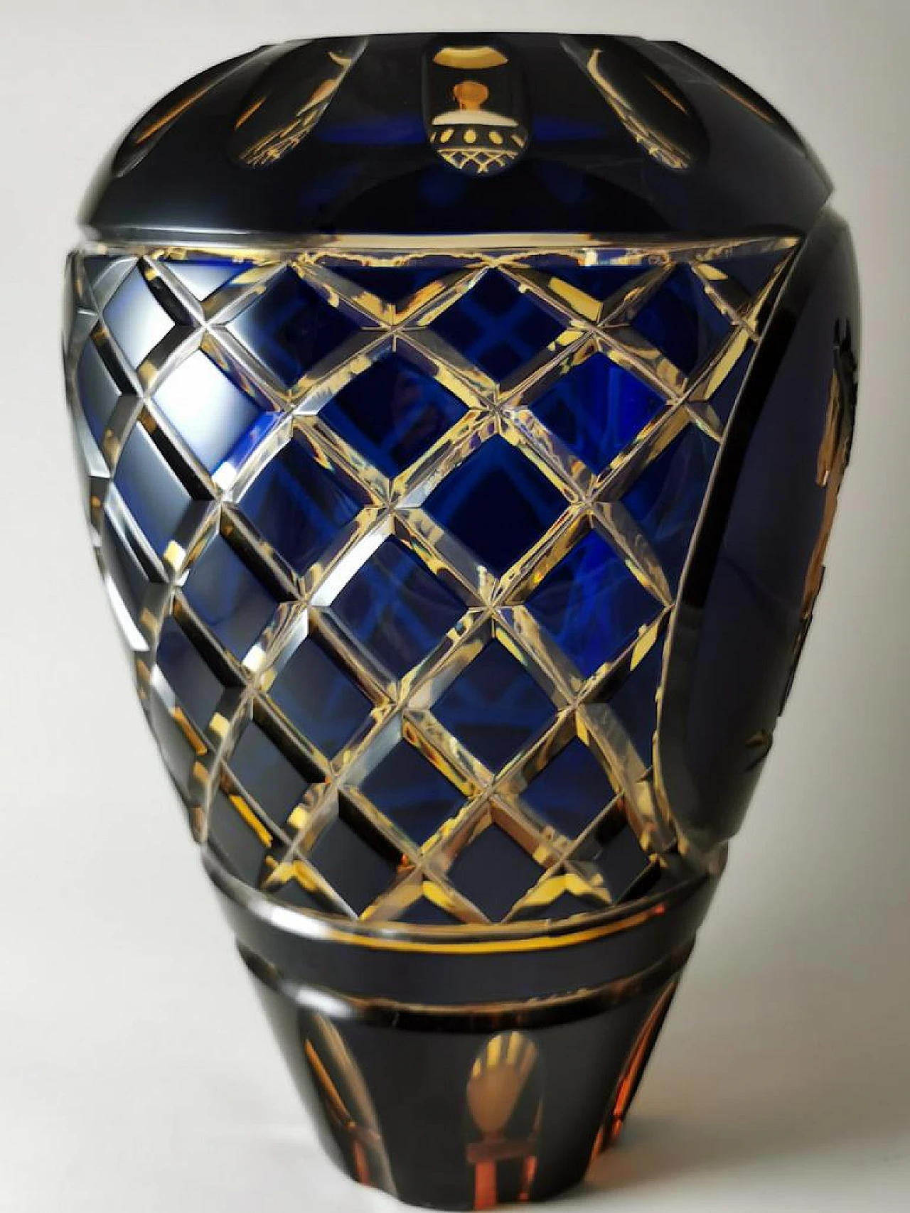 Two-tone crystal vase cut and ground by hand, 1984 11