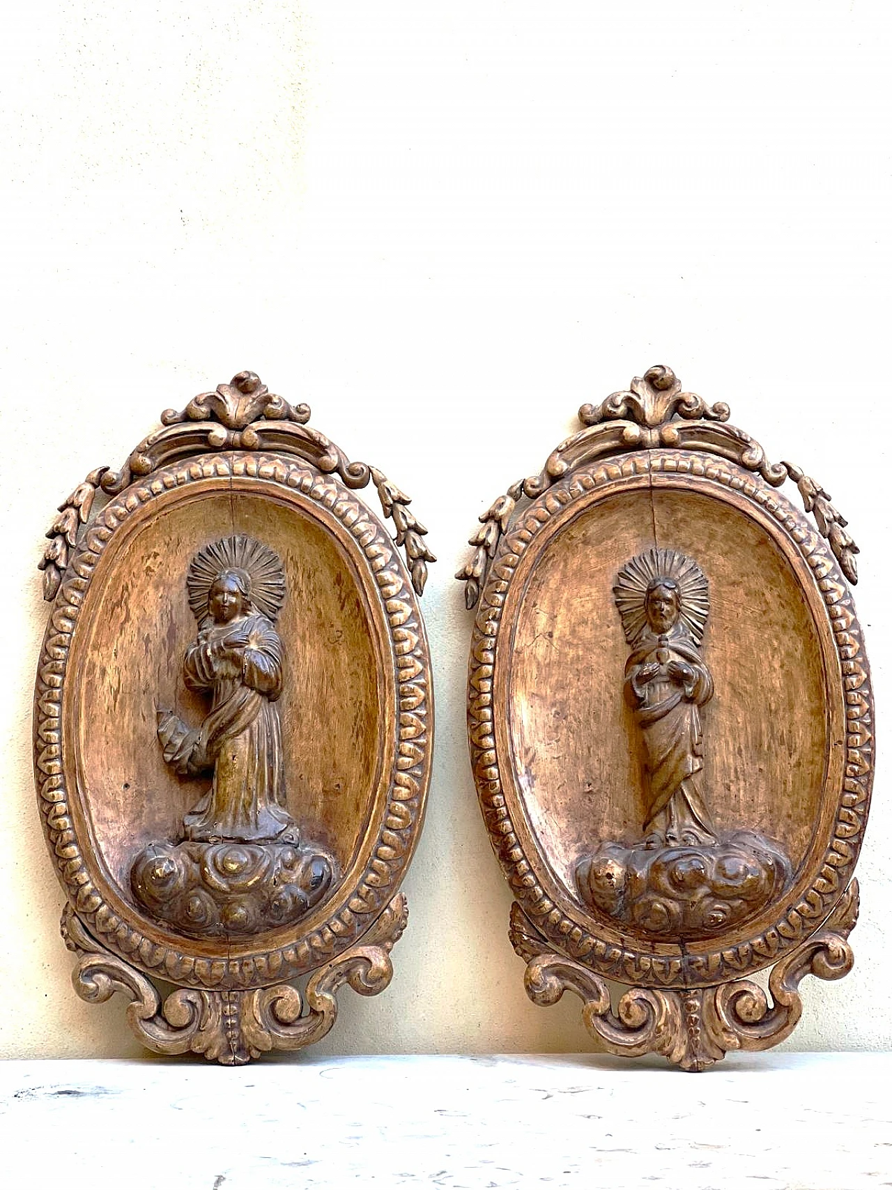 Pair of saints, wooden sculptures, 19th century 5