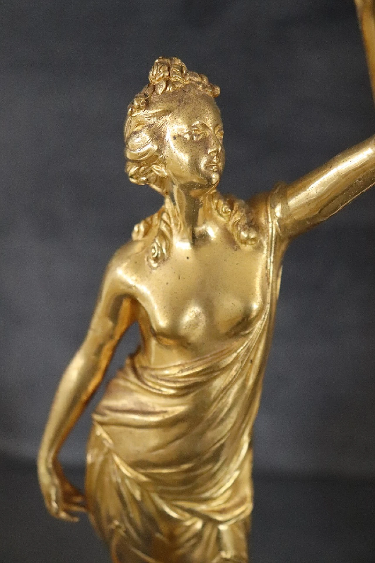 Pair of gilded bronzes on alabaster base, 1930s 17