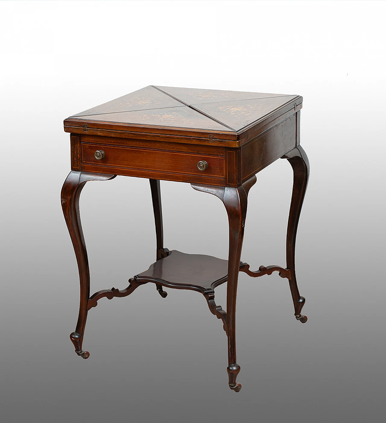 Handkerchief game table in mahogany with maple inlays, 19th century 1