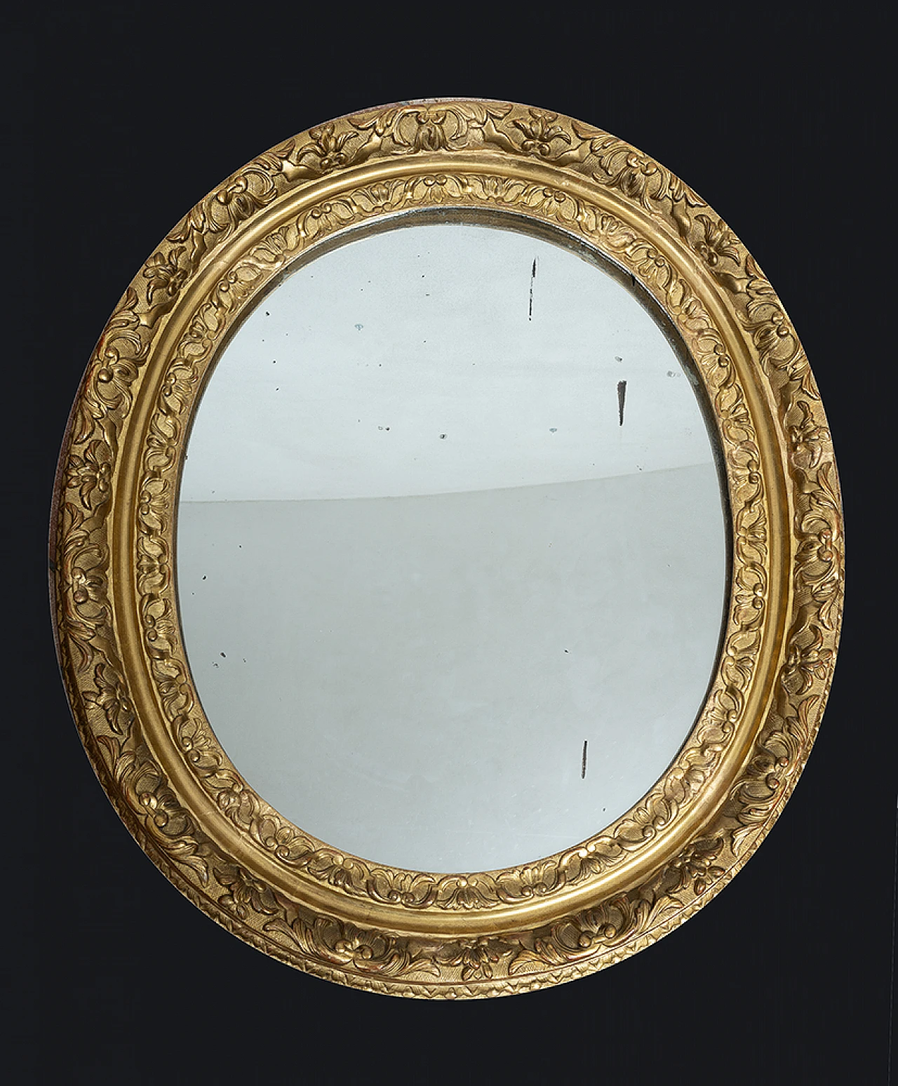 Mercury mirror with gilded and carved wood frame, 18th century 1