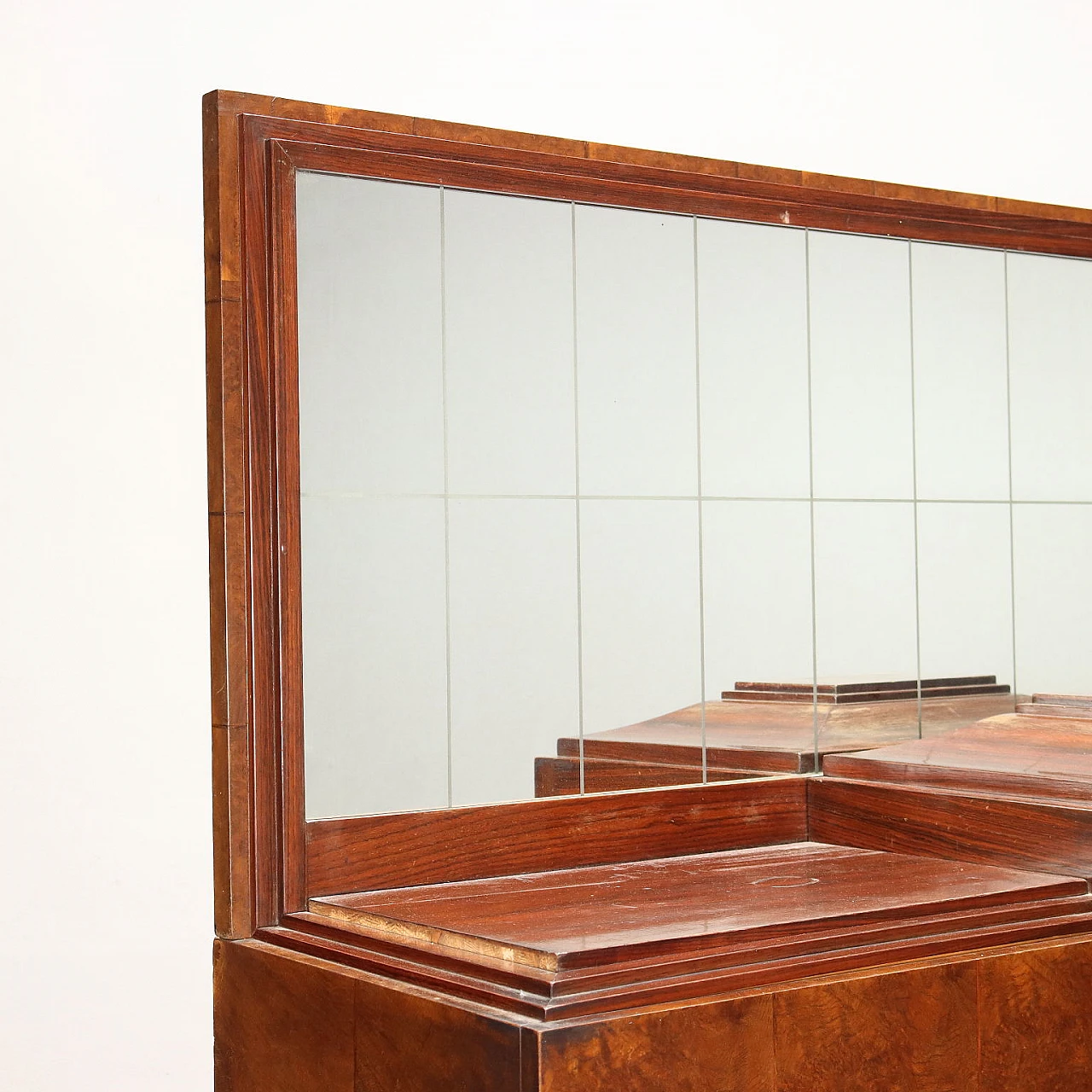 Walnut and burl veneer sideboard with mirror and hinged doors, 1920s 4