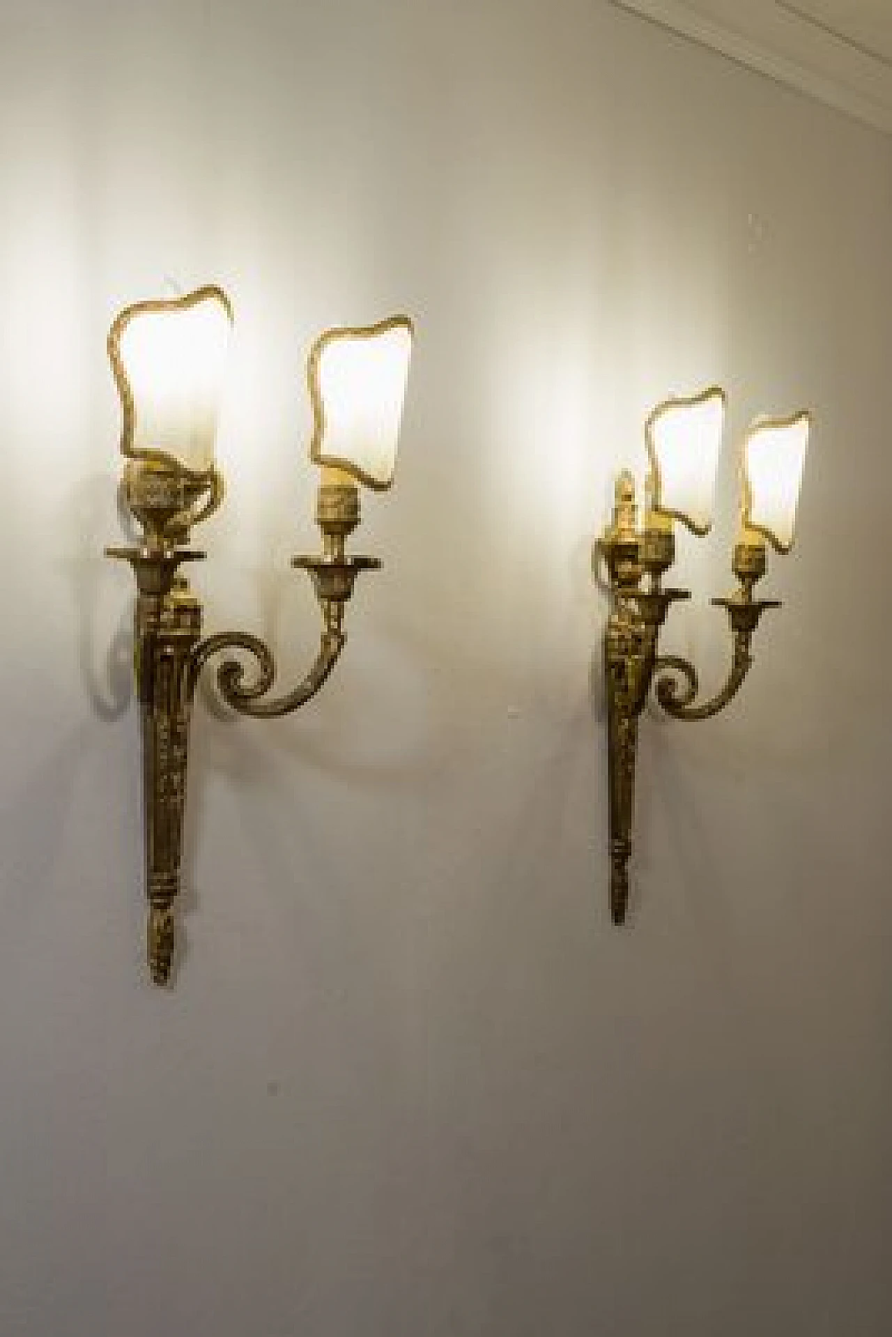 Pair of wall sconces in Louis XVI style, 1940s 1