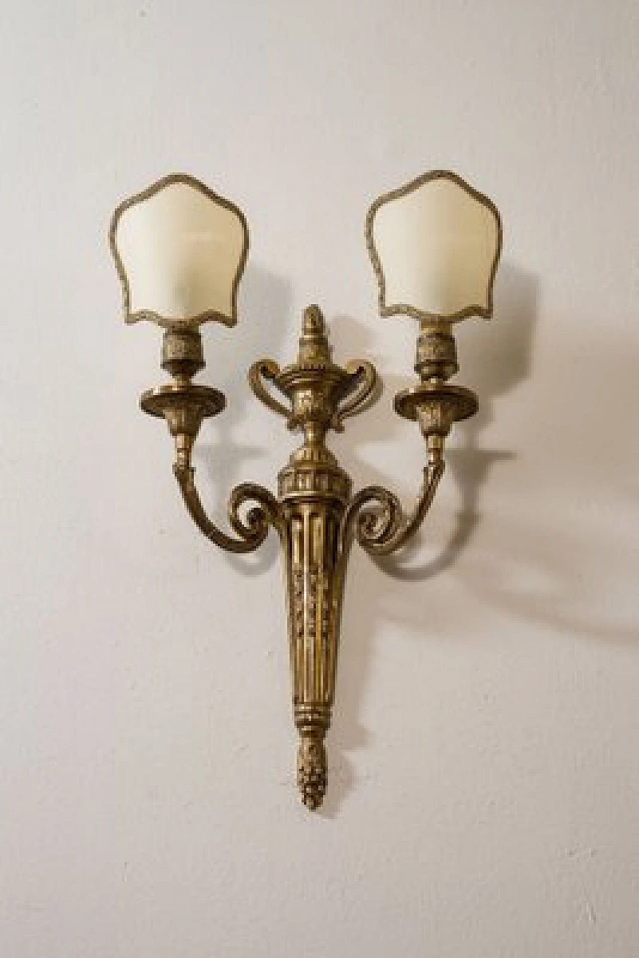 Pair of wall sconces in Louis XVI style, 1940s 5