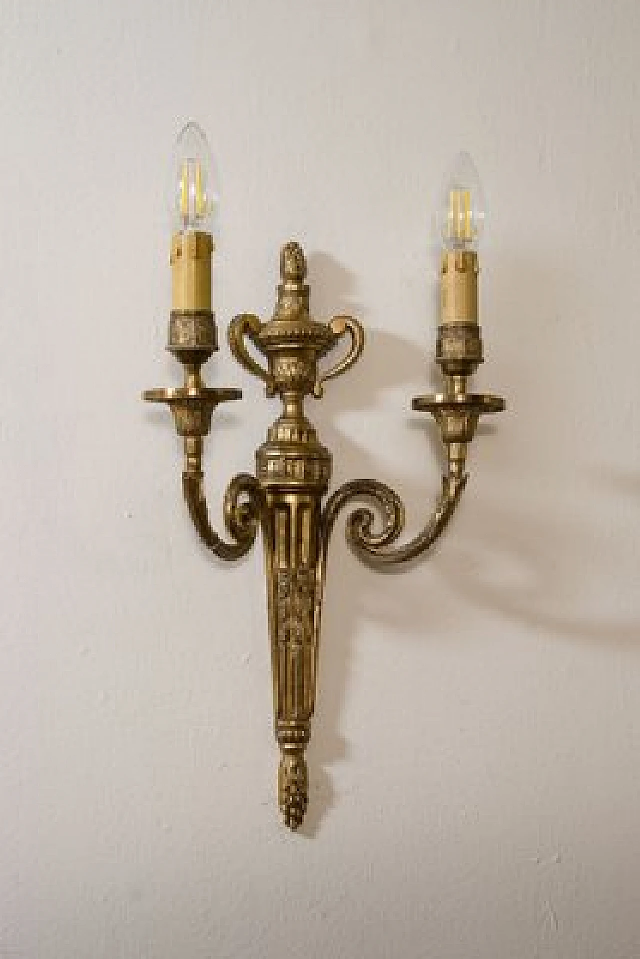 Pair of wall sconces in Louis XVI style, 1940s 8