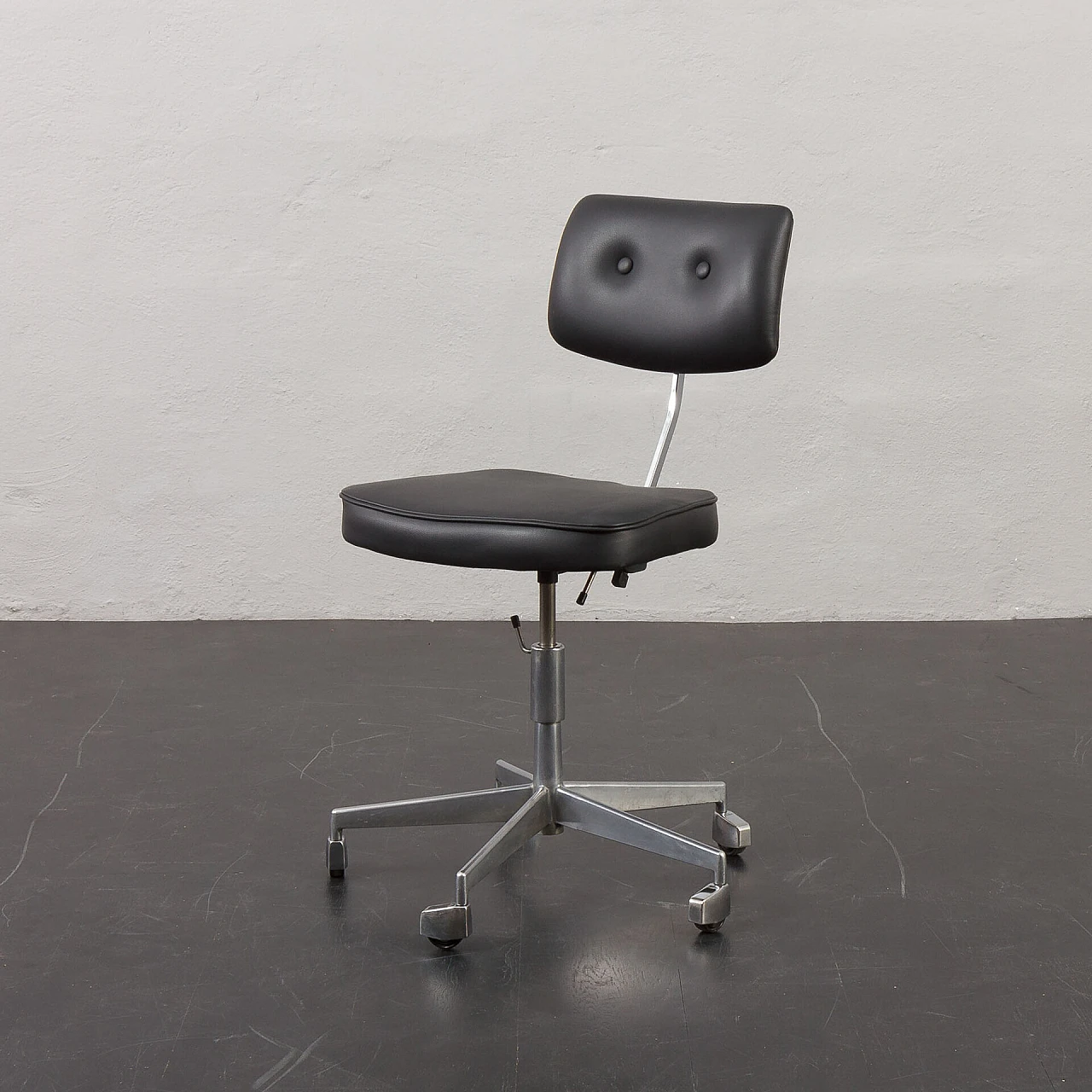 Chromed metal and black leather office chair by Labofa, 1960s 1