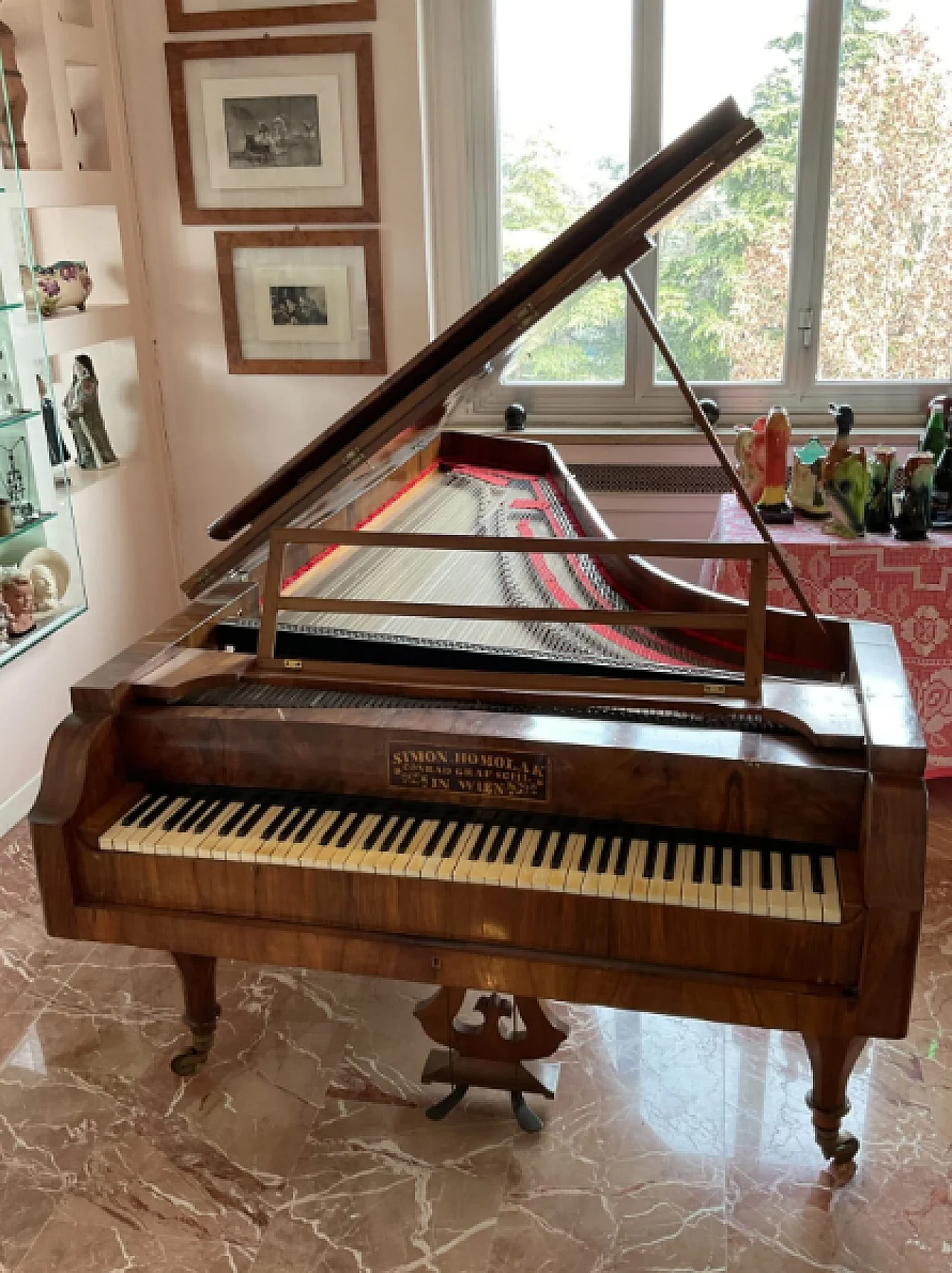 Đàn piano lớn của Simon Homolak, đầu tiênĐàn piano lớn của Simon Homolak, đầu tiên  