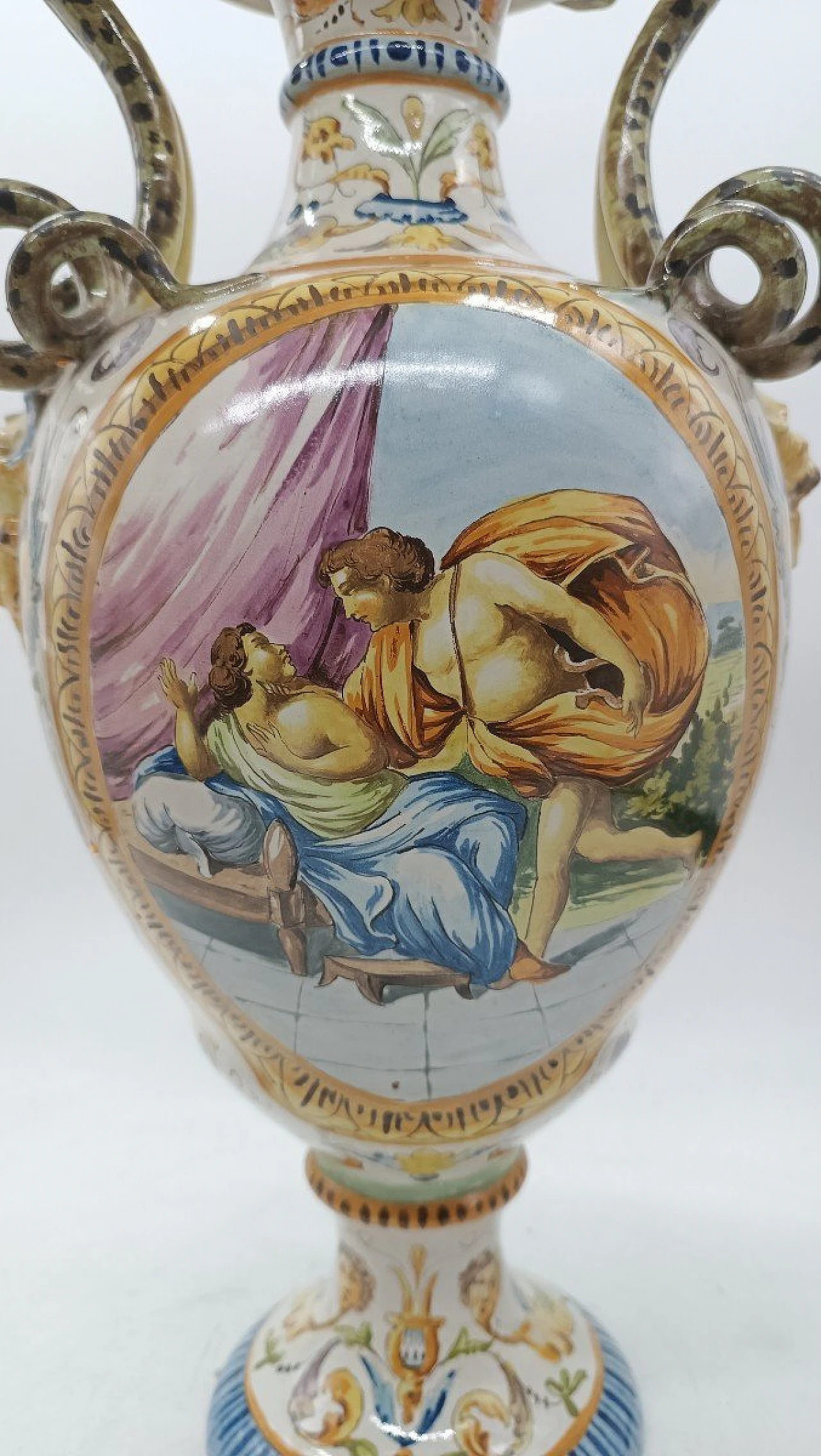 Coppia di vasi in maiolica della manifattura Mollica, '800 7