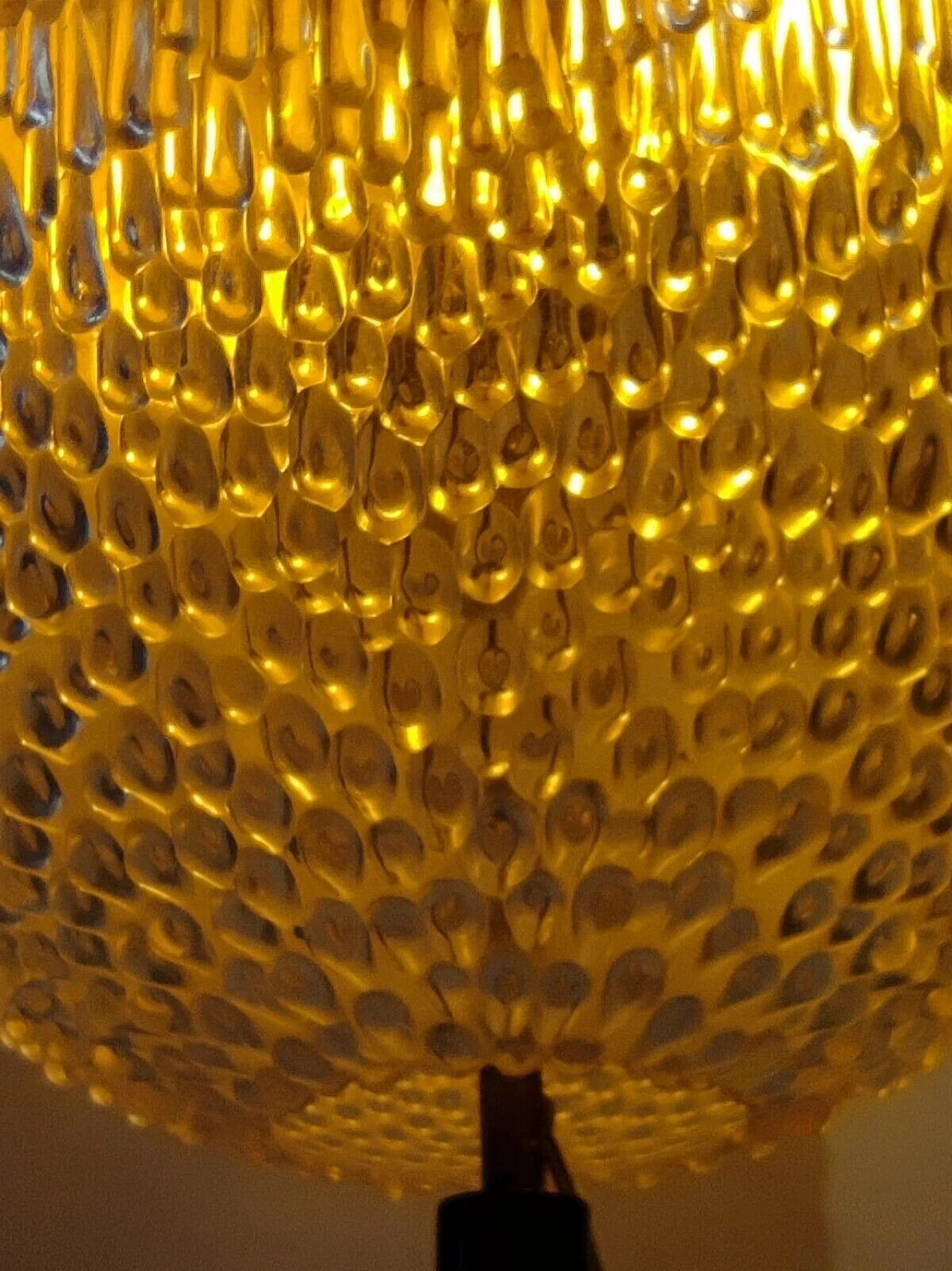 Spherical plexiglass and brass table lamp, 1970s 11