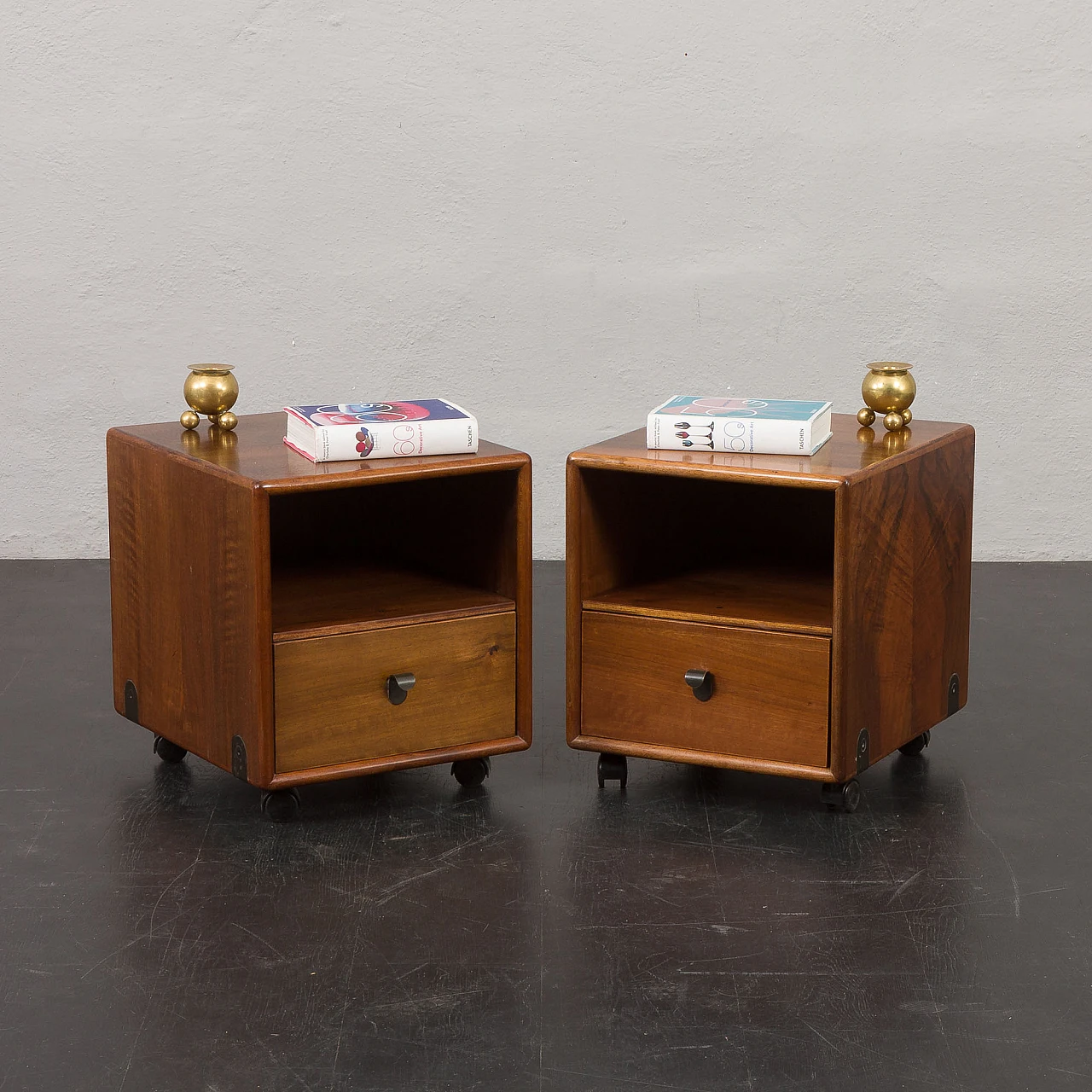 Pair of walnut bedside tables by Fabio Lenci for Bernini, 1970s 1