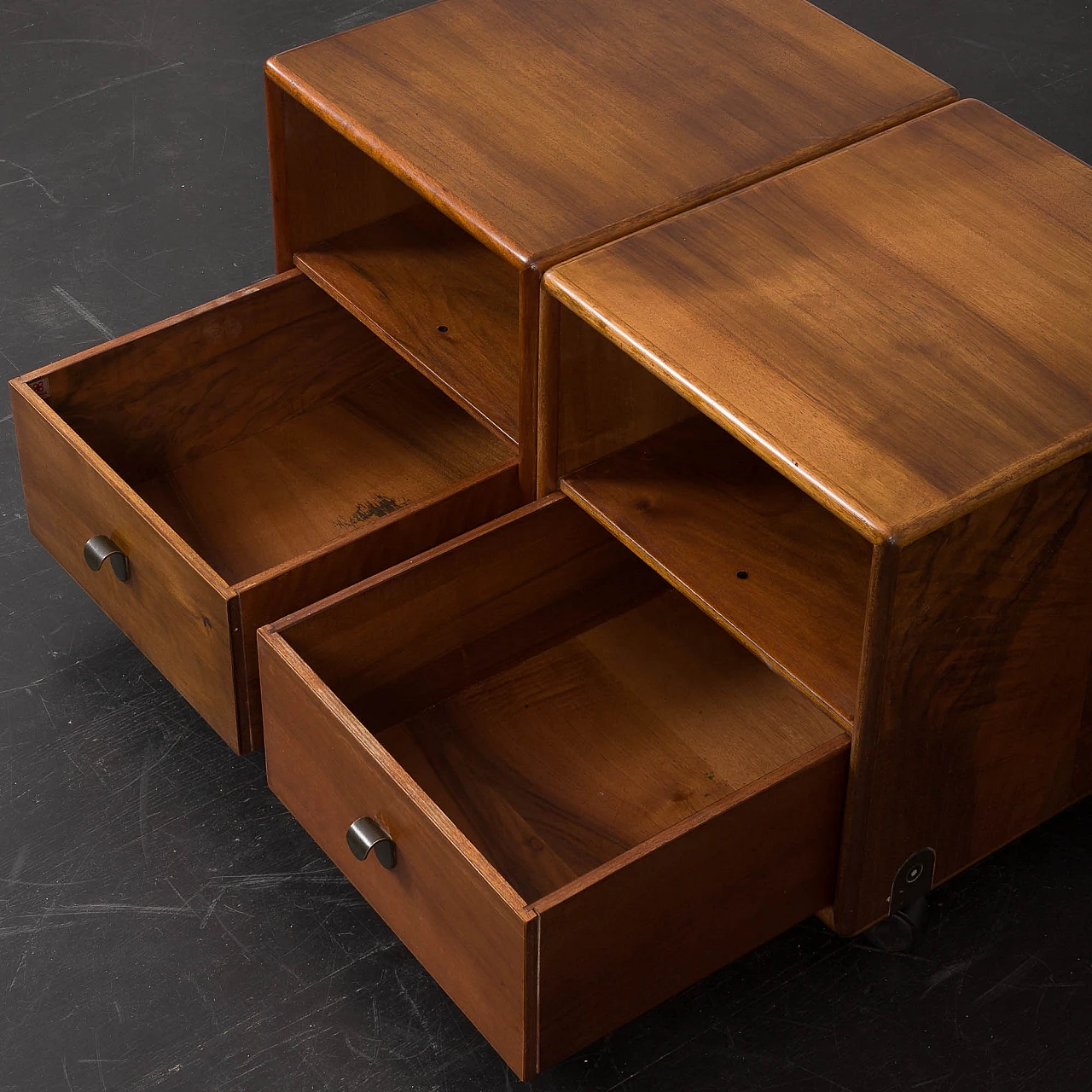 Pair of walnut bedside tables by Fabio Lenci for Bernini, 1970s 15