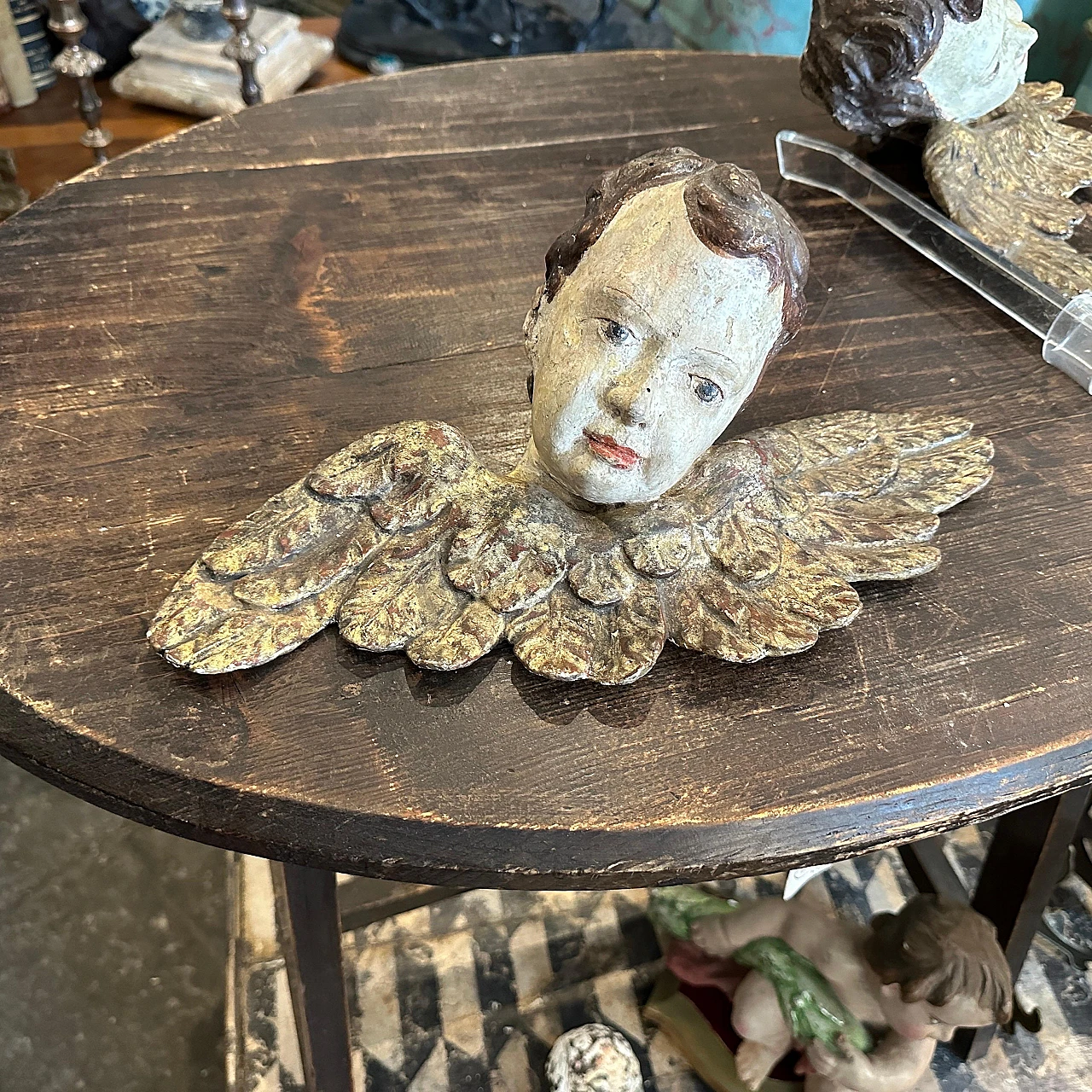 Pair of lacquered and carved wood winged angel heads, 1750s 5