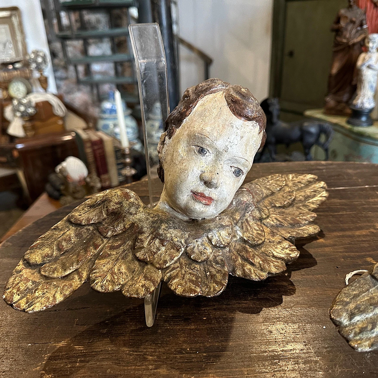 Pair of lacquered and carved wood winged angel heads, 1750s 8