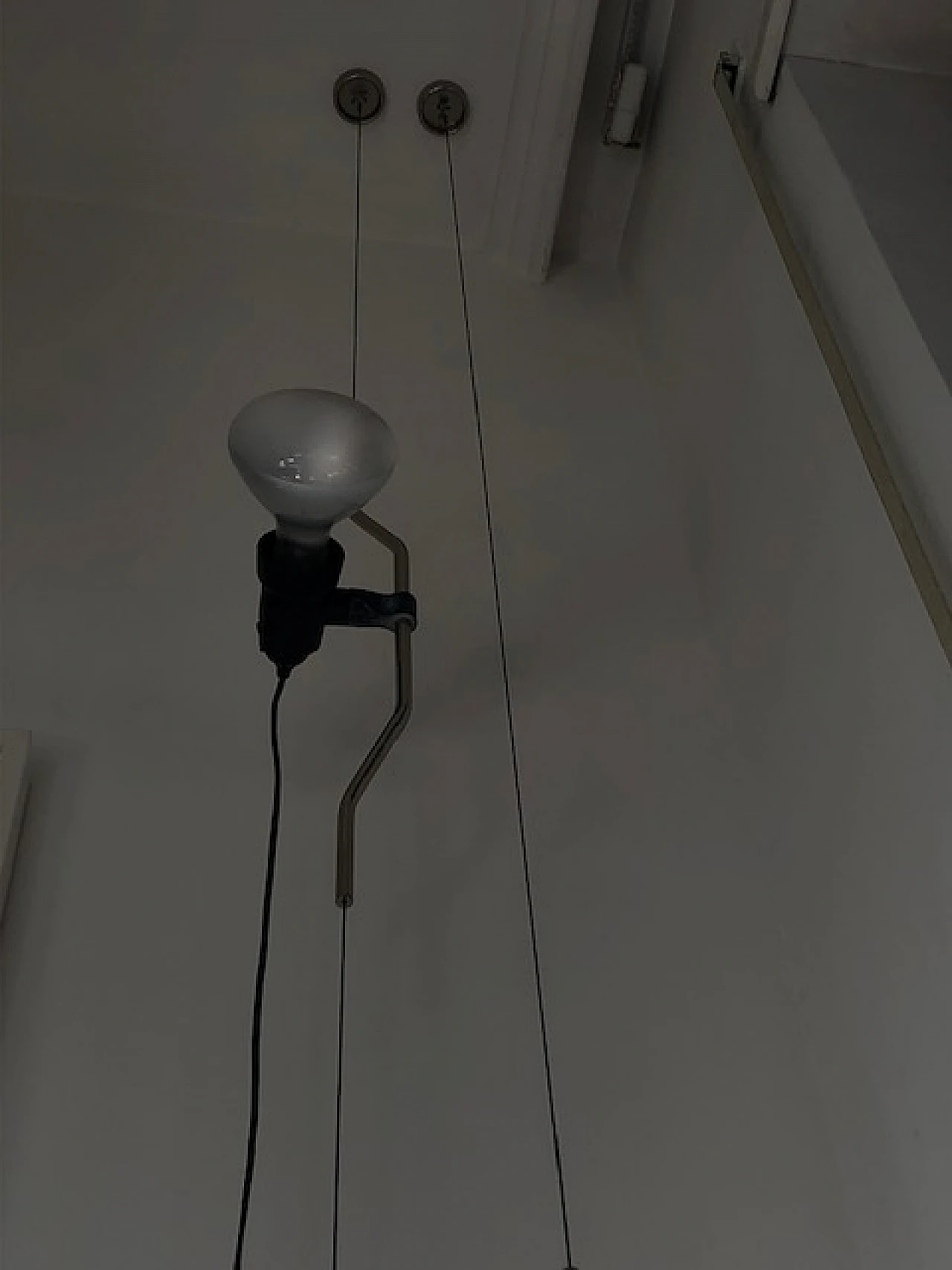 Lampada Parentesi di A. Castiglioni e P. Manzù per Flos, anni '80 5