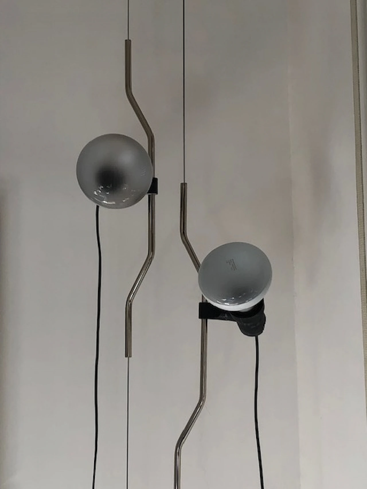 Pair of Parentesi lamps by A. Castiglioni and P. Manzù for Flos 4