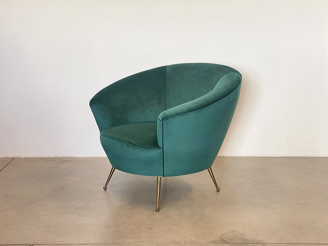 Pair of armchairs in green velvet & brass feet by ISA Bergamo, 1950s 10