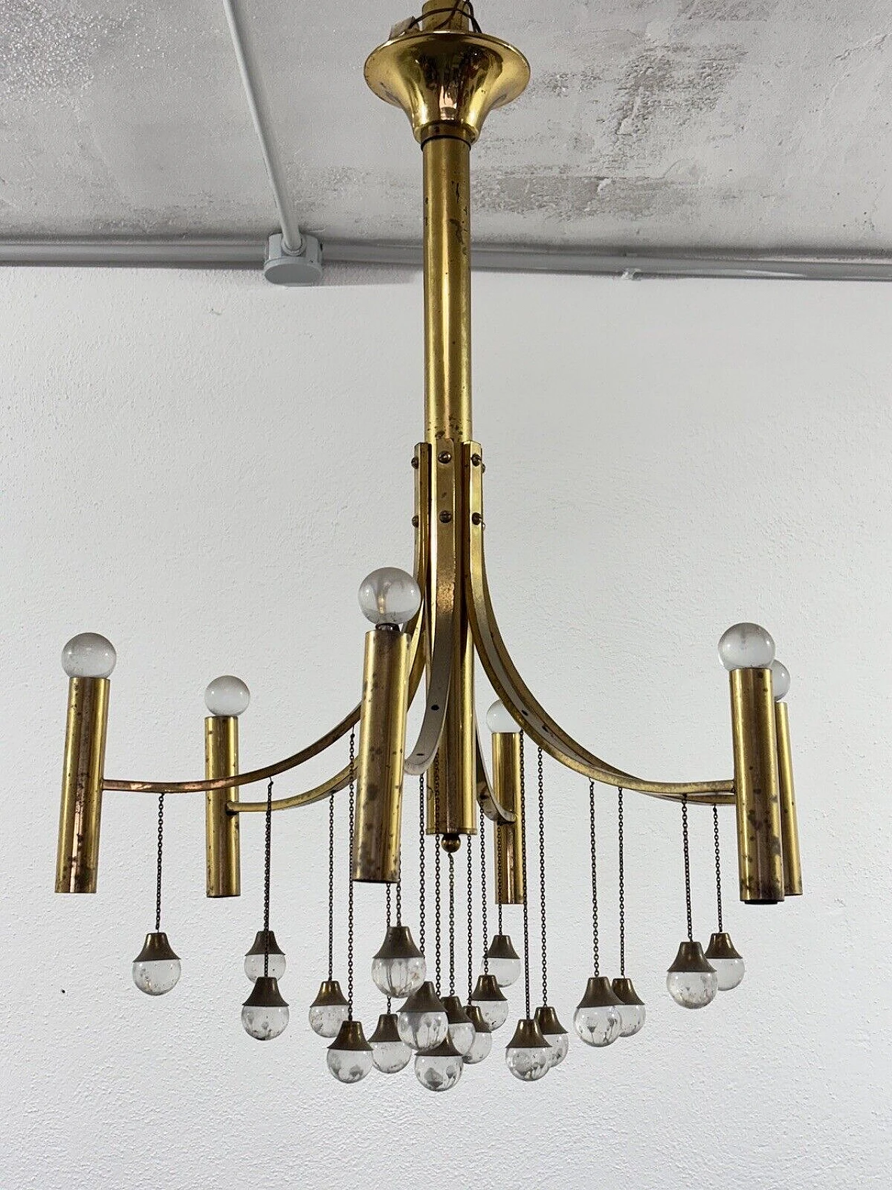 Brass and crystal six-light chandelier by Gaetano Sciolari 1