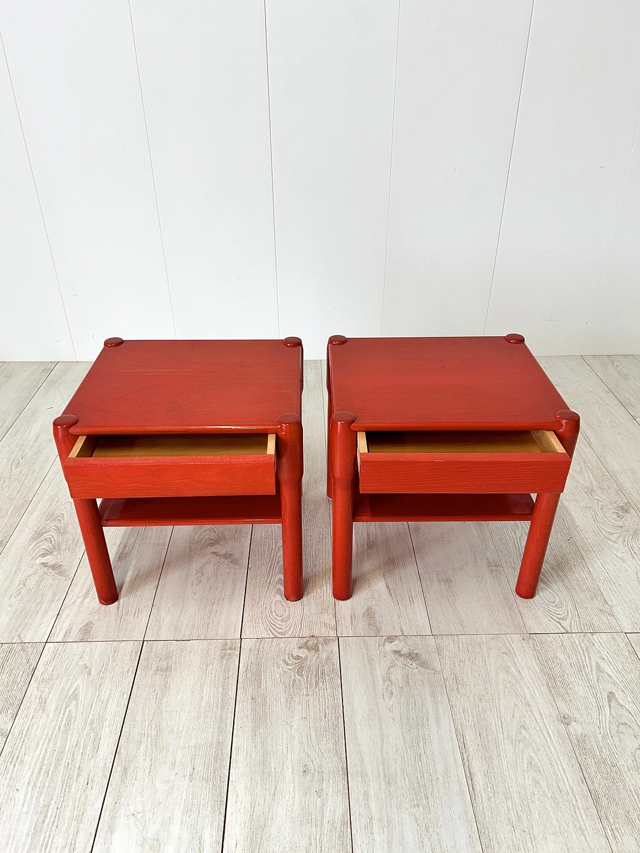 Pair of Carimate bedside tables by Vico Magistretti, 1960s 8