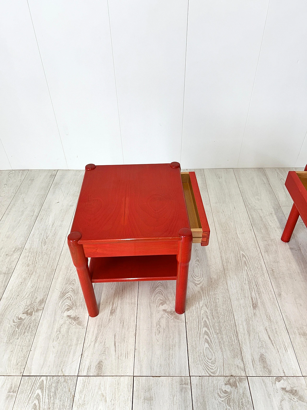 Pair of Carimate bedside tables by Vico Magistretti, 1960s 10