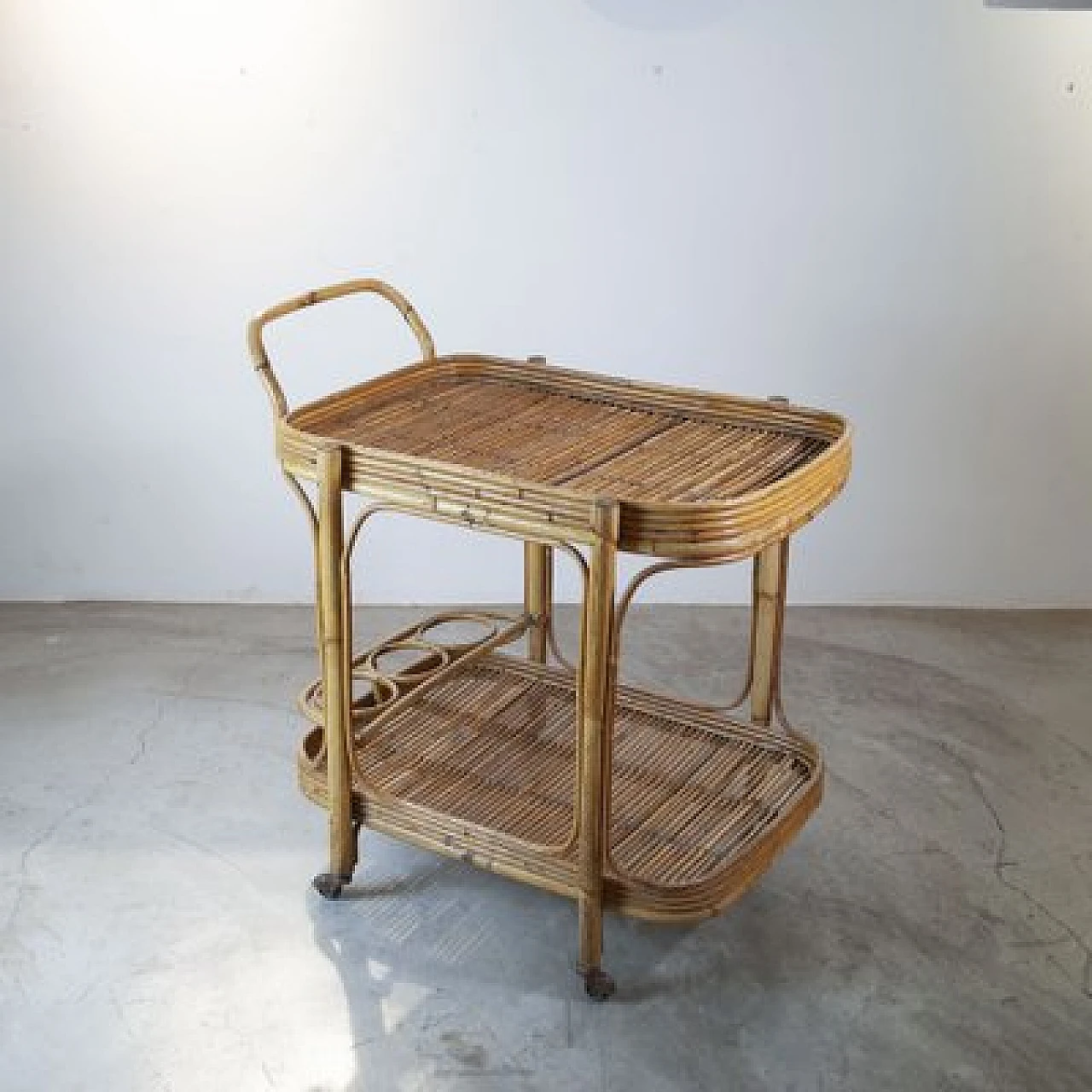 Bamboo and cane bar trolley in the style of Tito Agnoli, 1960s 1