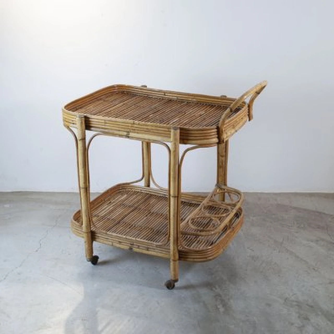 Bamboo and cane bar trolley in the style of Tito Agnoli, 1960s 3