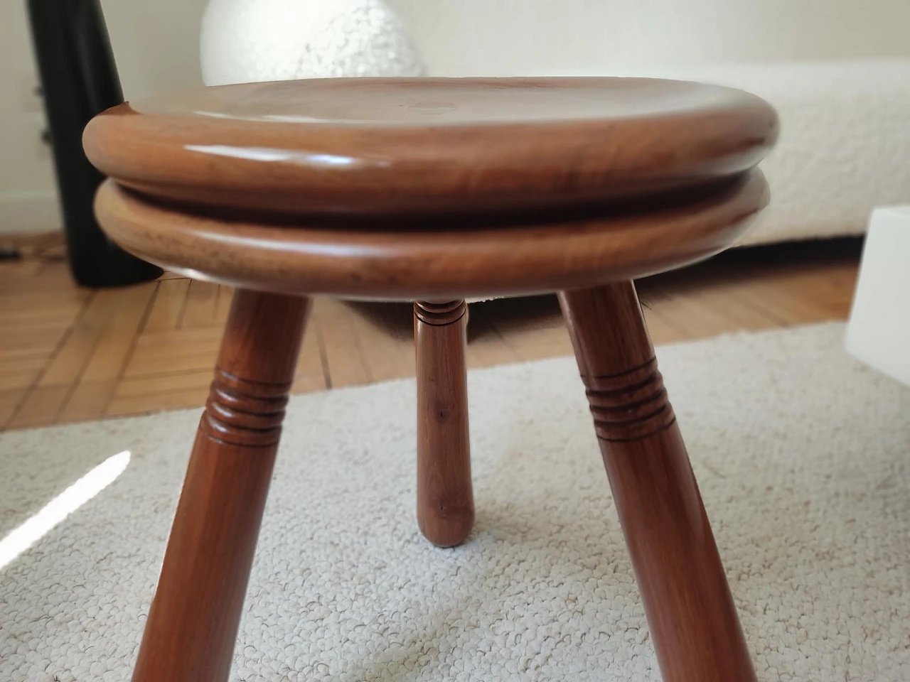 Pair of wooden tripod stools in the style of Charlotte Perriand, 1970s 3