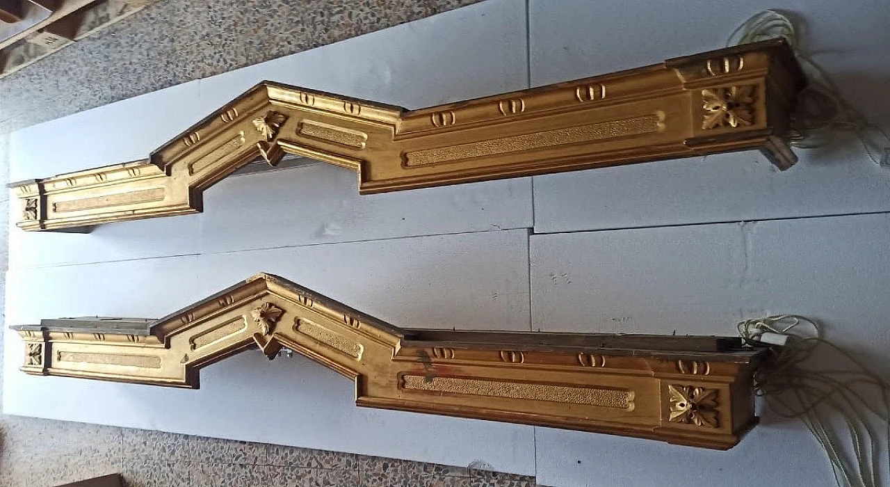 Pair of Lombard gilded wood pelmets, second half of the 19th century 1
