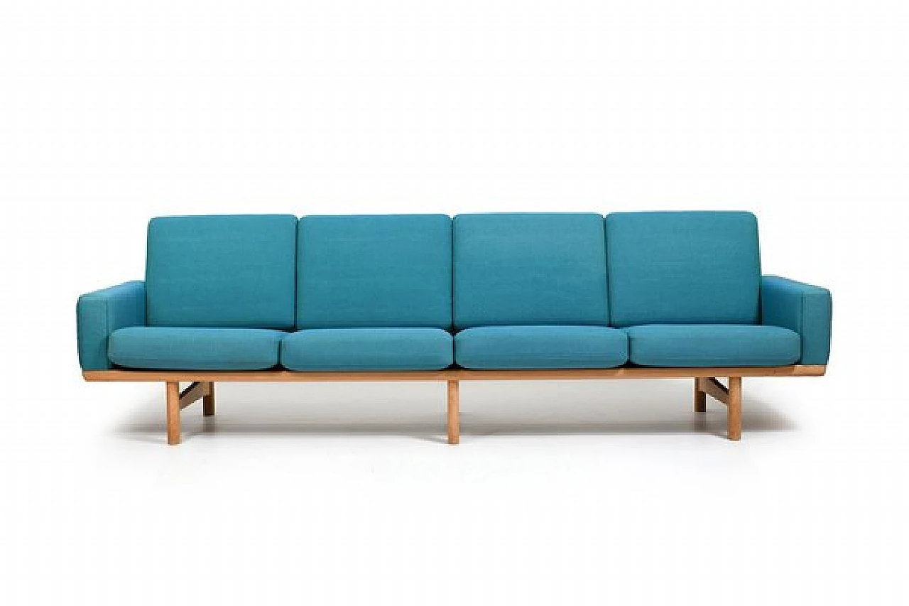 GE-236/4 sofa by Hans J. Wegner for Getama, 1960s 3