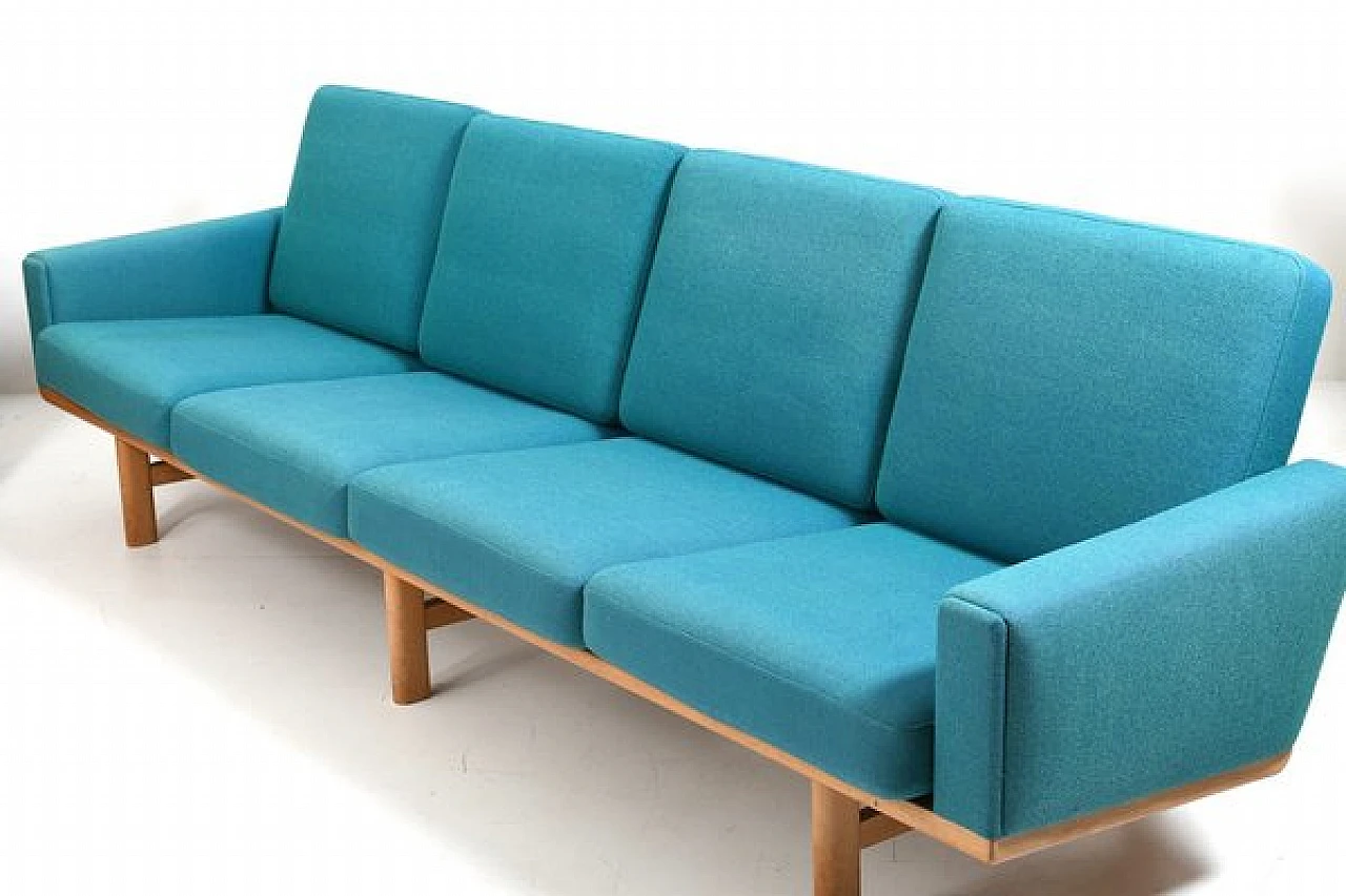 GE-236/4 sofa by Hans J. Wegner for Getama, 1960s 5