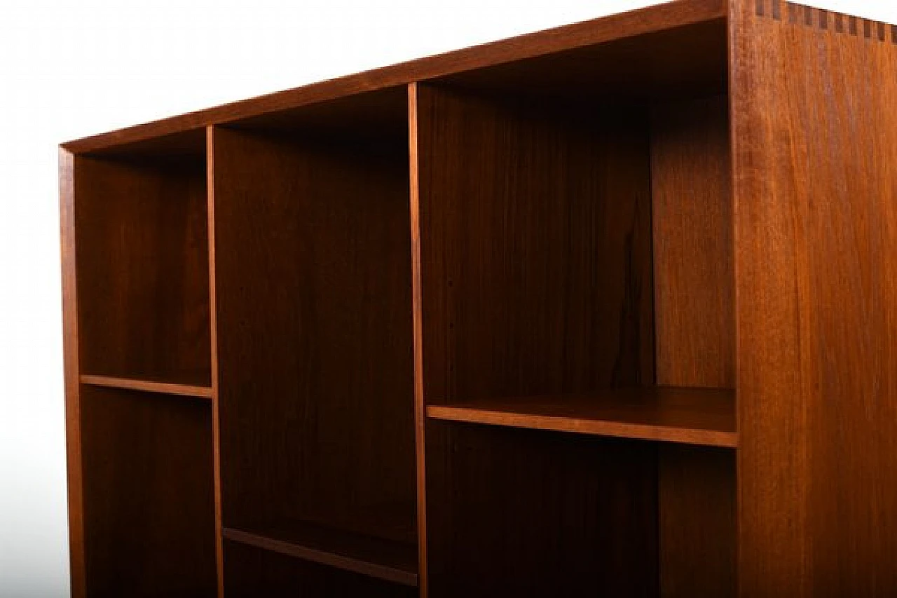 Bookcase by Hvidt and Mølgaard-Nielsen for Søborg Møbelfabrik, 1950s 4