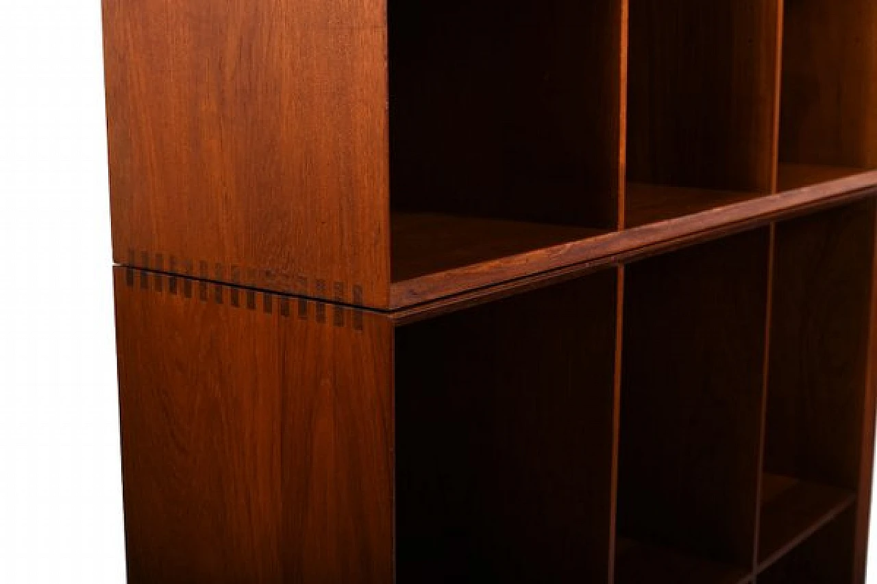 Bookcase by Hvidt and Mølgaard-Nielsen for Søborg Møbelfabrik, 1950s 7