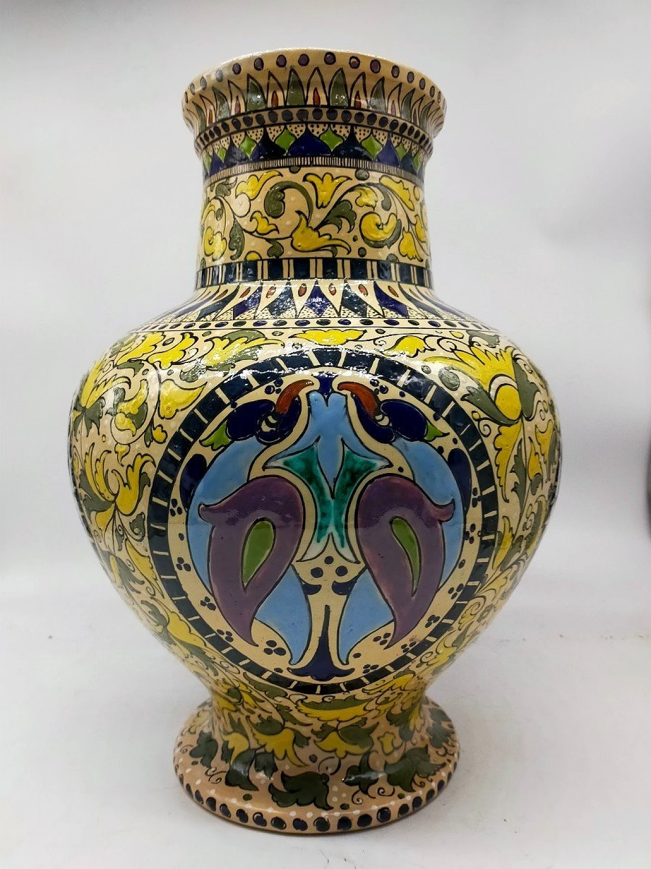 Vaso in ceramica policroma di Molaroni Pesaro, inizio '900 1