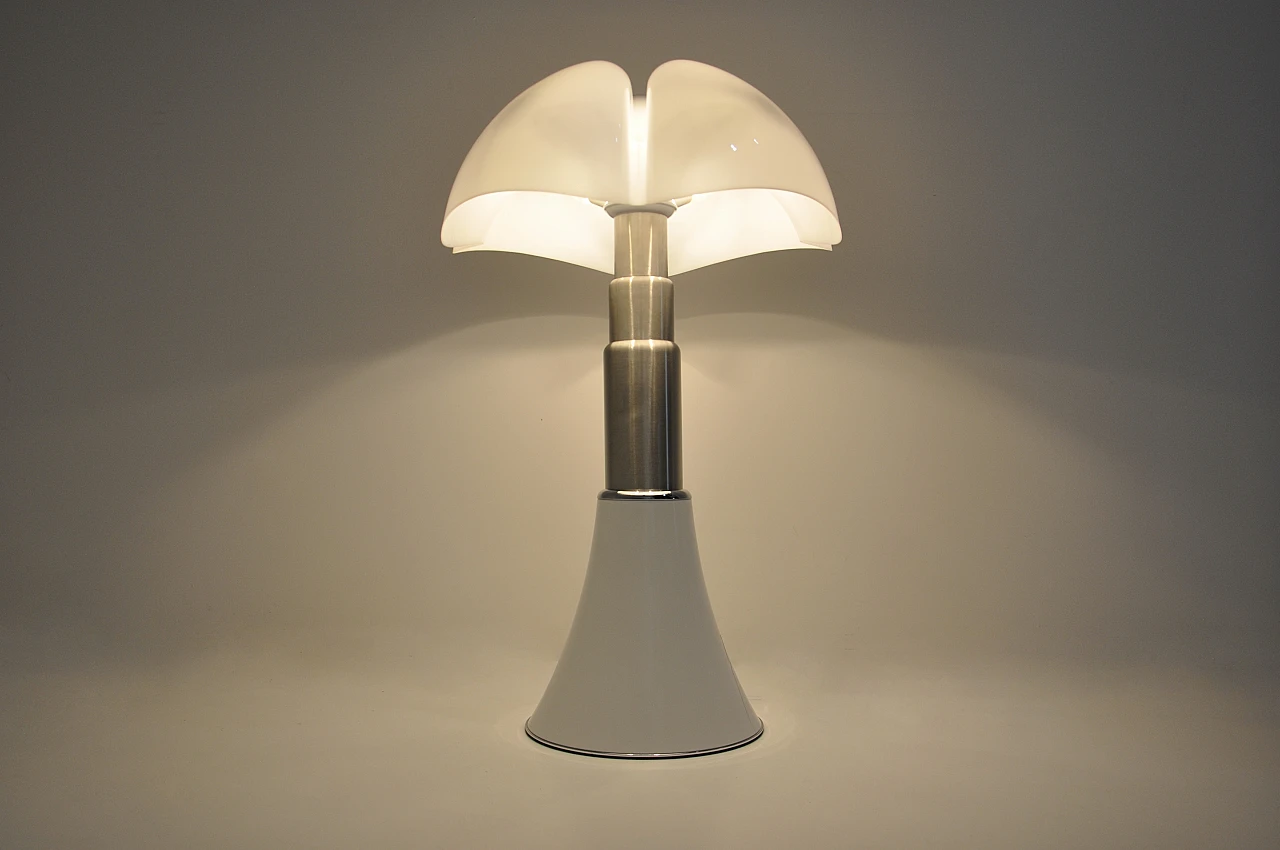 Pipistrello lamp by Gae Aulenti for Martinelli Luce, 1980s 4