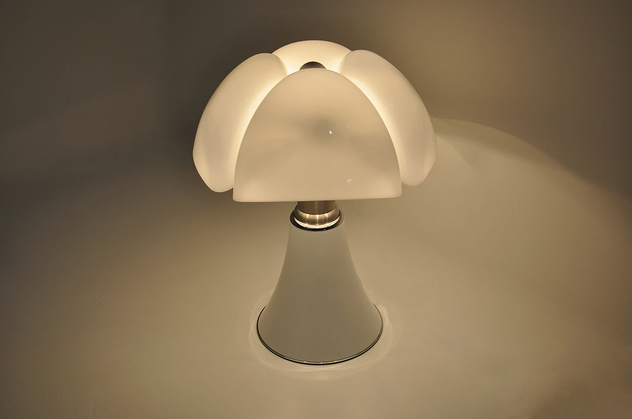 Pipistrello lamp by Gae Aulenti for Martinelli Luce, 1980s 6