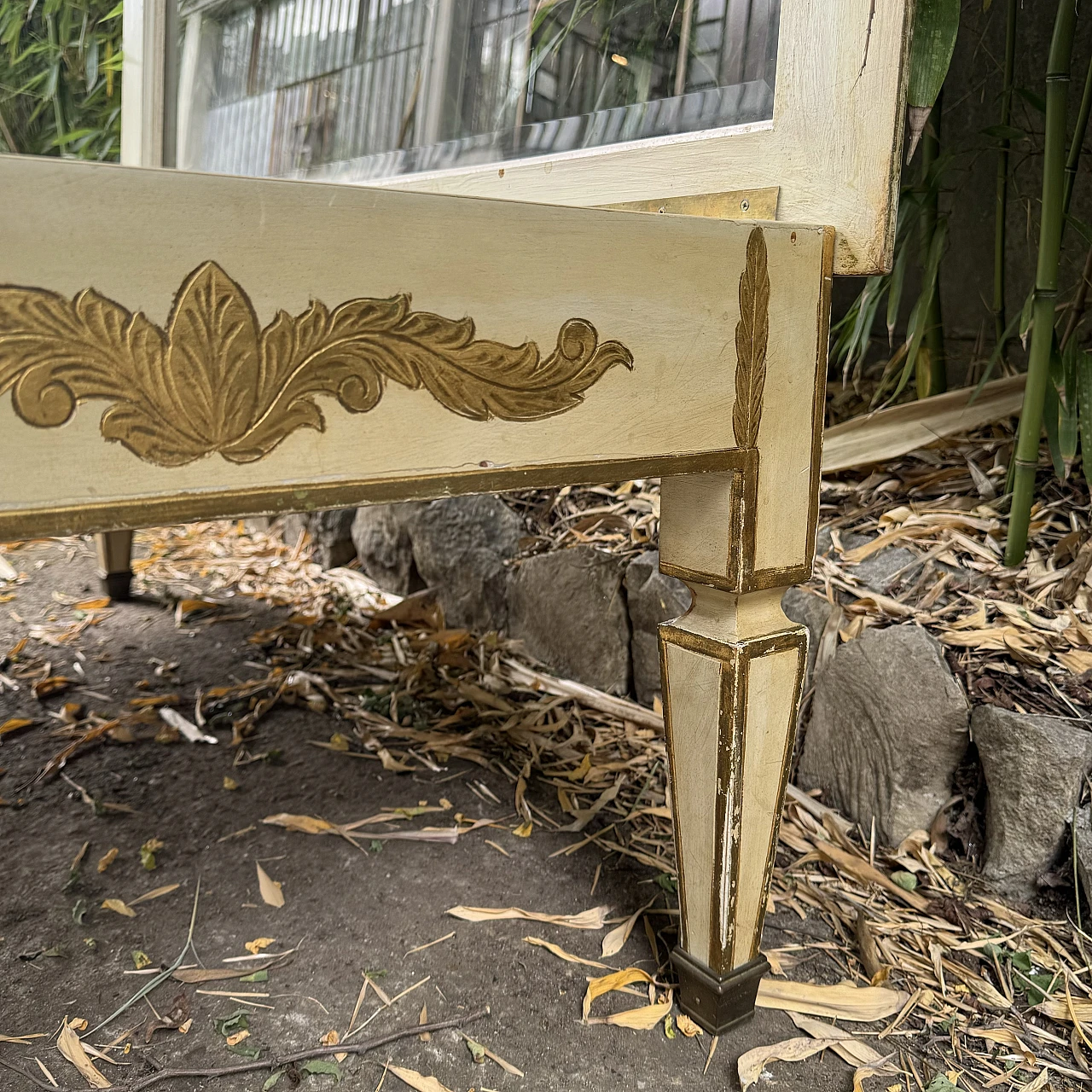 Ivory lacquered wooden coffee table with display stand, early 20th century 4