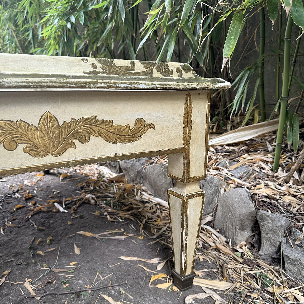 Ivory lacquered wooden coffee table with display stand, early 20th century 5