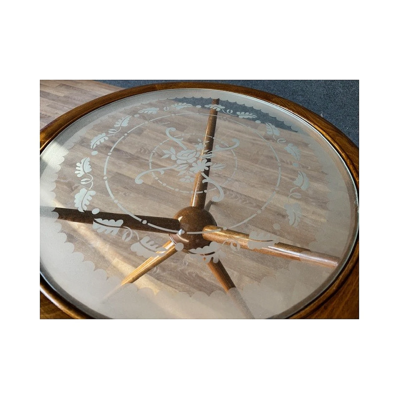 Round blond beech and decorated glass coffee table, 1950s 13